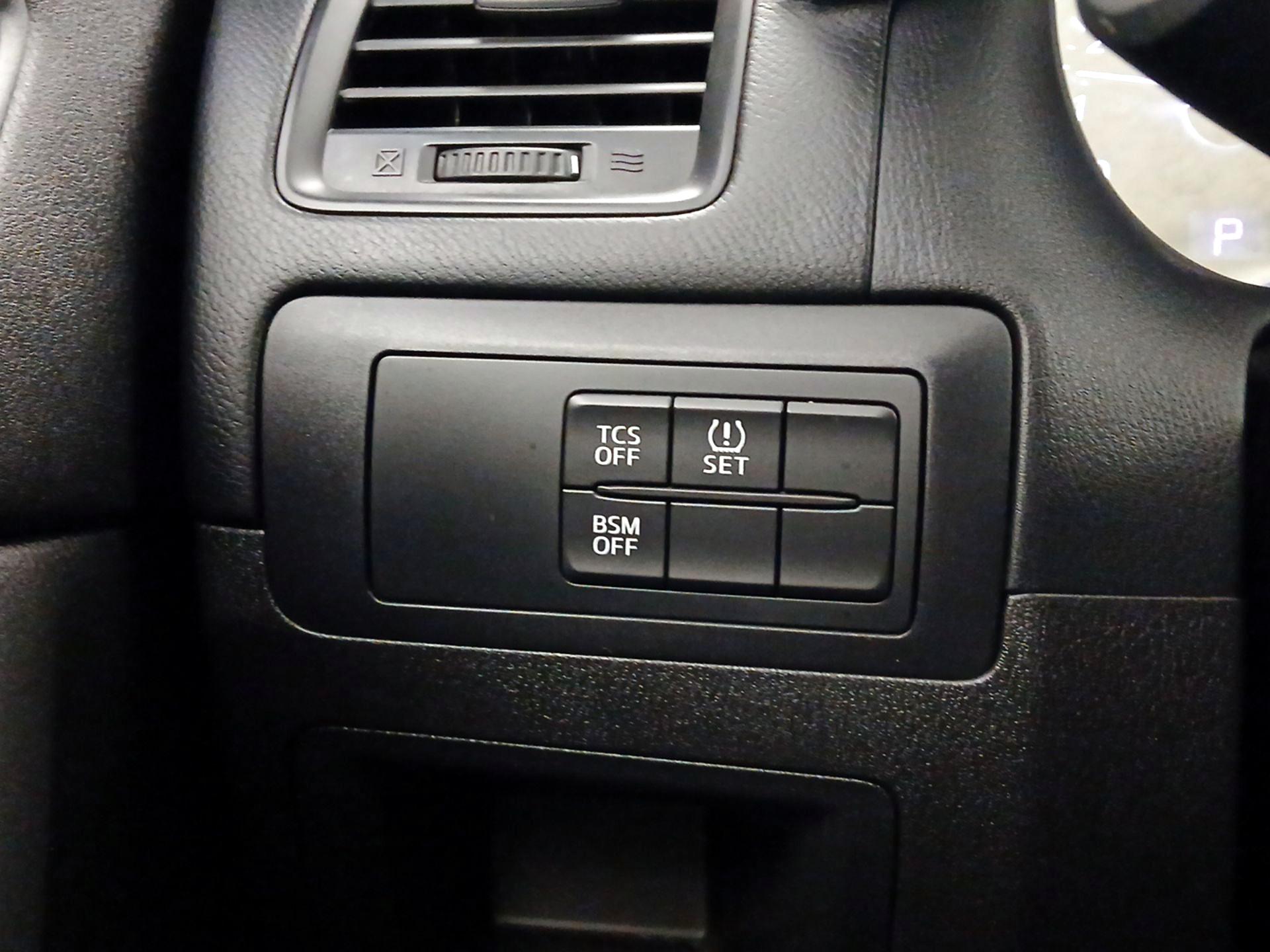 Thumbnail: 2014 Mazda CX-5 - 13