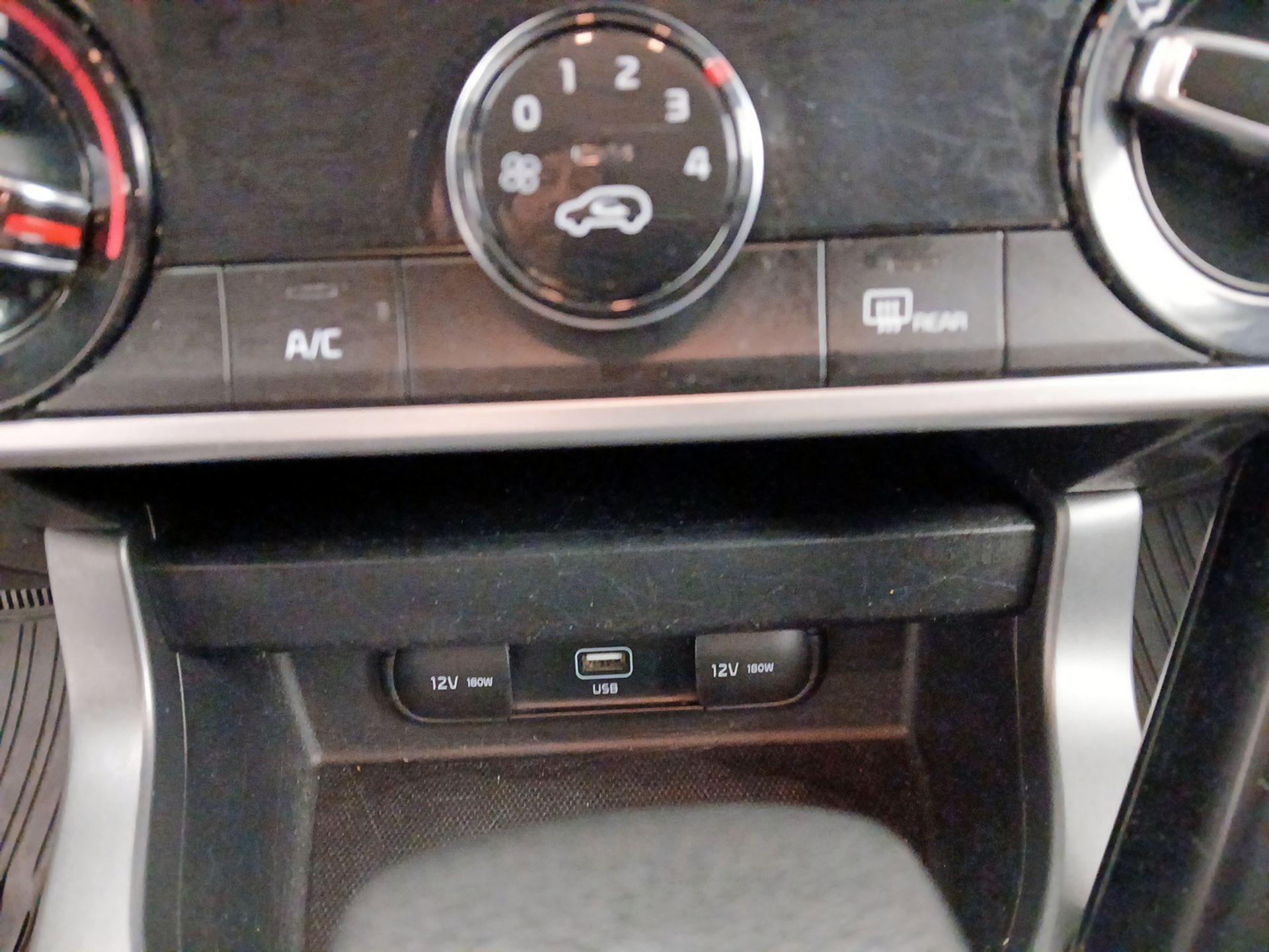 Thumbnail: 2021 Kia Seltos - 18