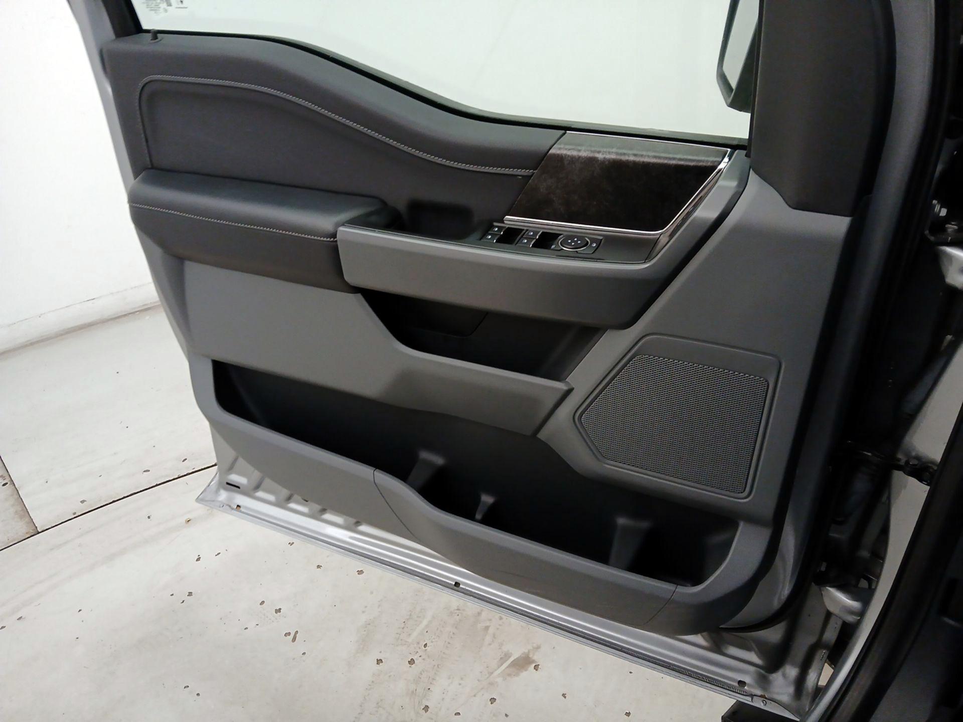 Thumbnail: 2022 Ford F-150 - 12