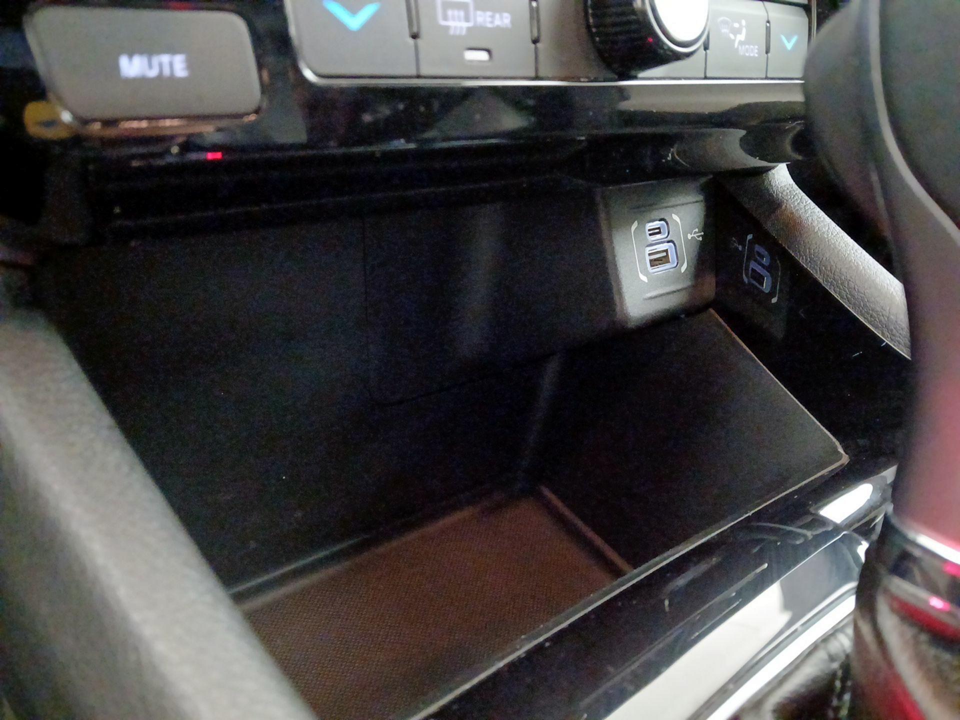 Thumbnail: 2023 Jeep Compass - 18