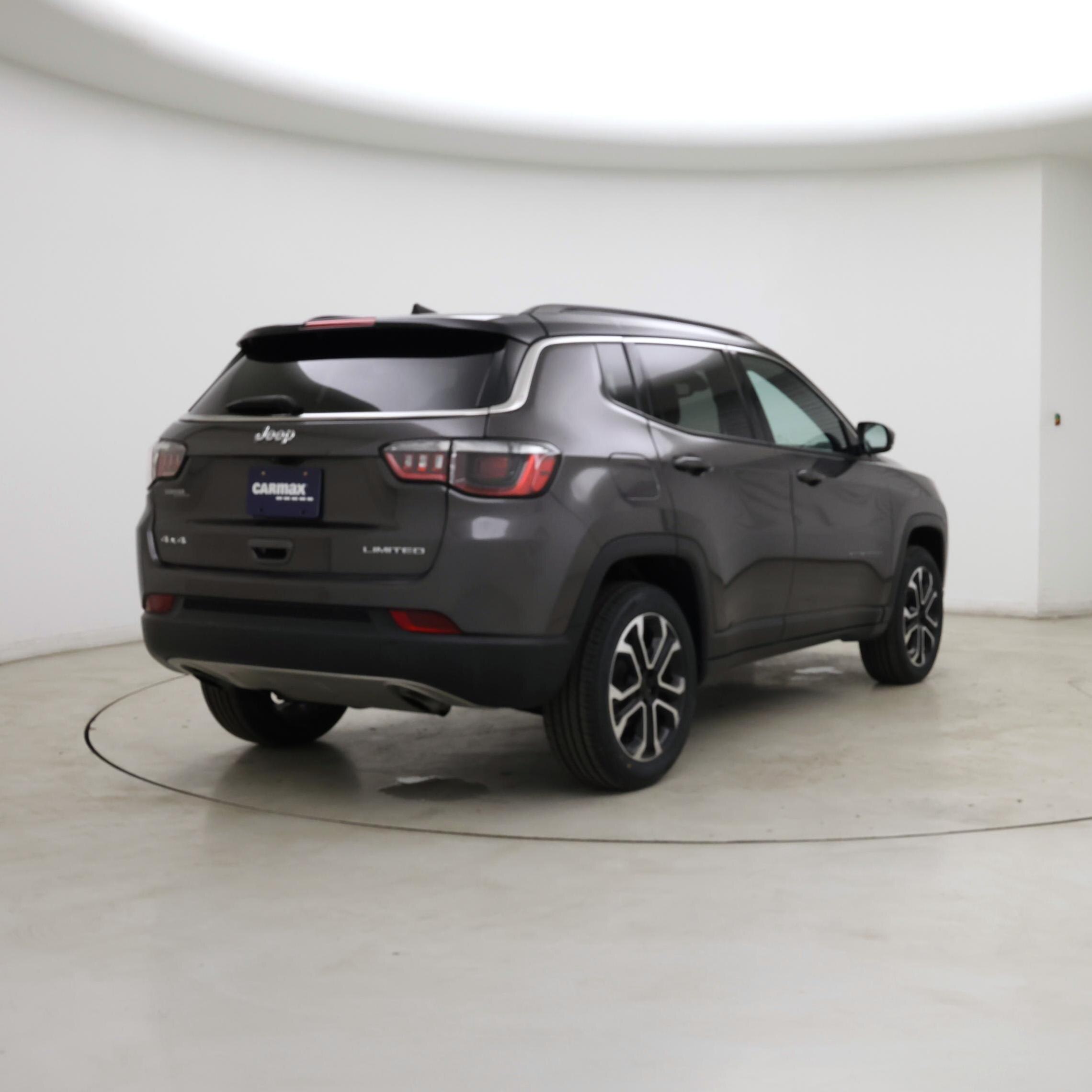 Thumbnail: 2023 Jeep Compass - 8