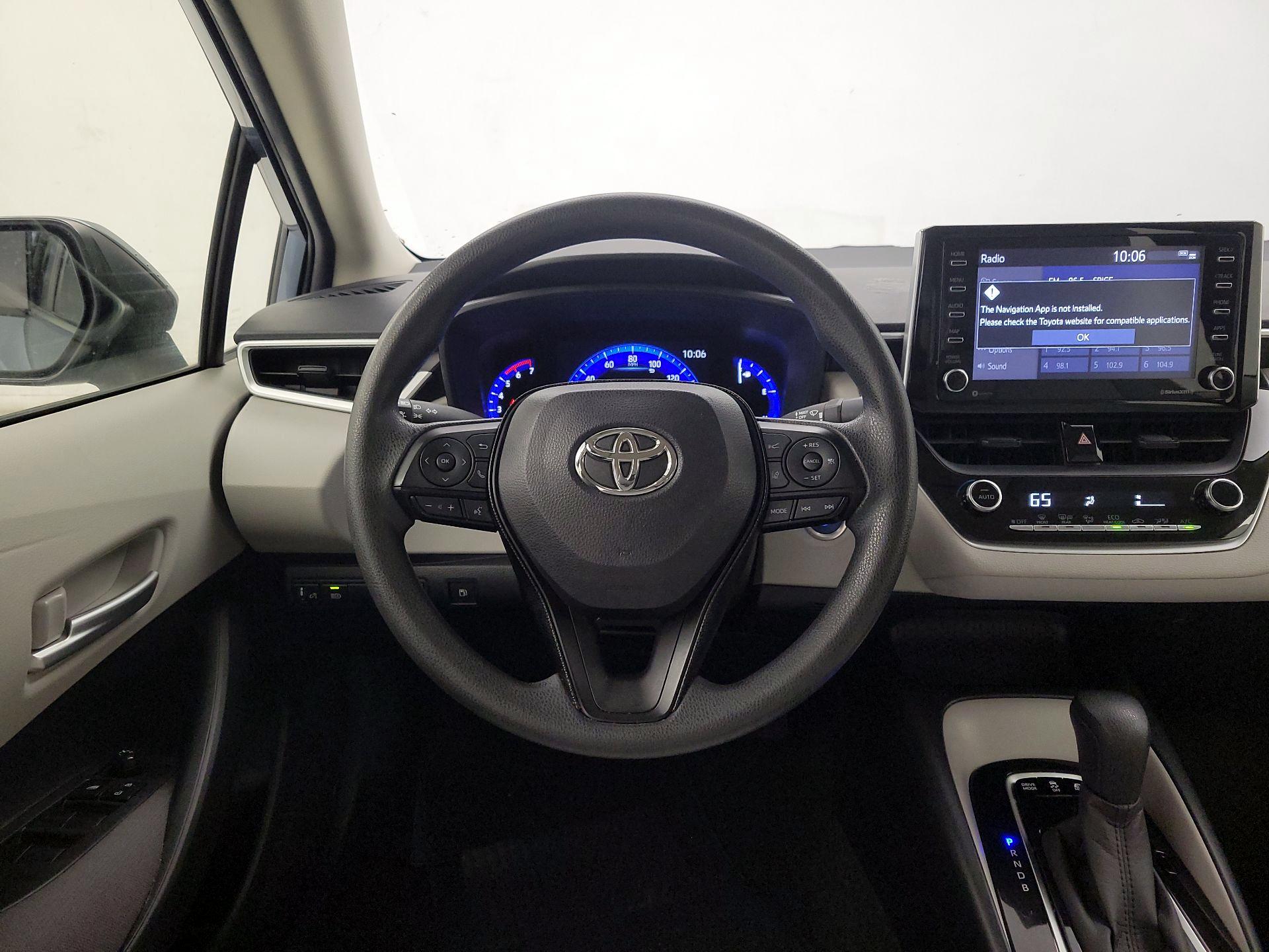 Thumbnail: 2021 Toyota Corolla - 10