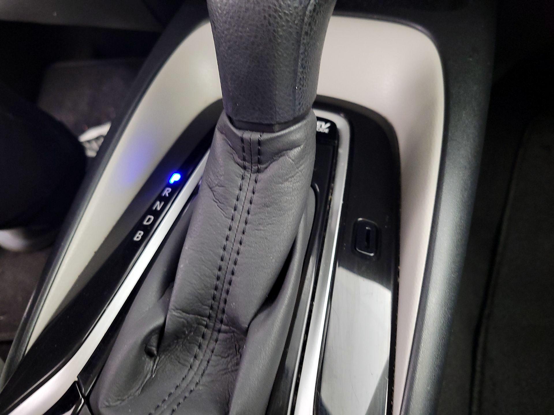 Thumbnail: 2021 Toyota Corolla - 19