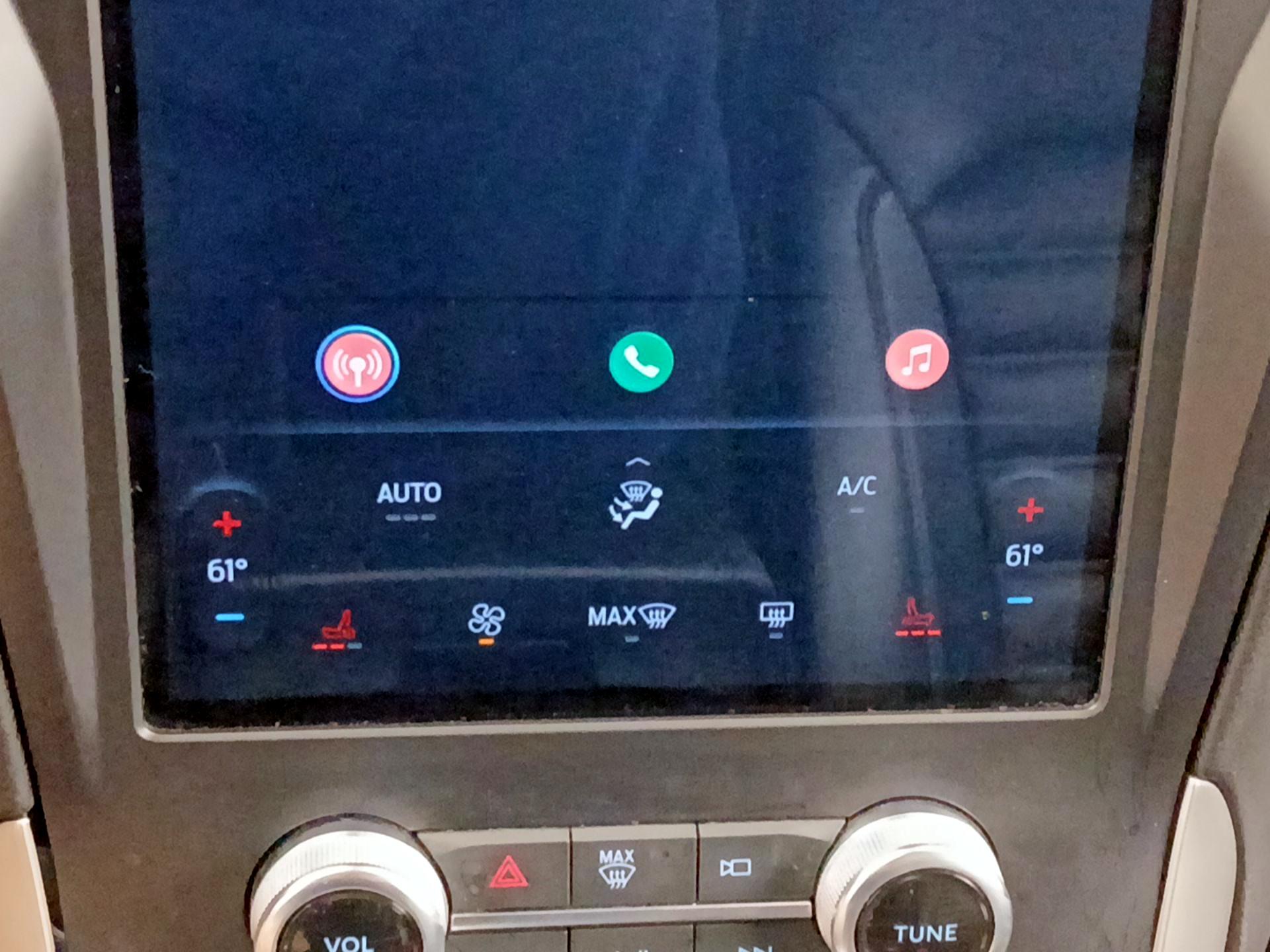 Thumbnail: 2024 Ford Edge - 16