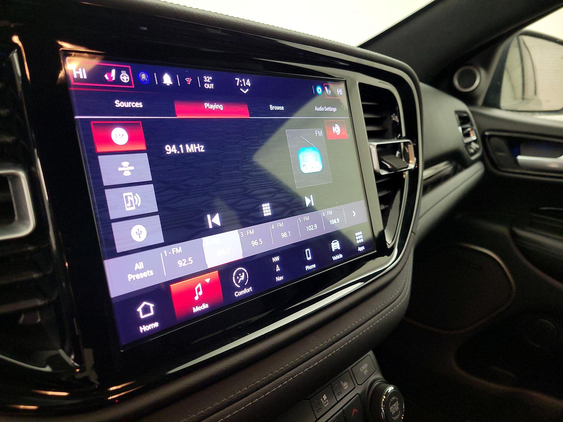 Thumbnail: 2022 Dodge Durango - 16