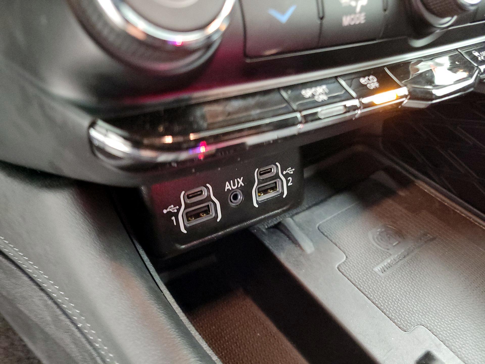 Thumbnail: 2022 Dodge Durango - 19