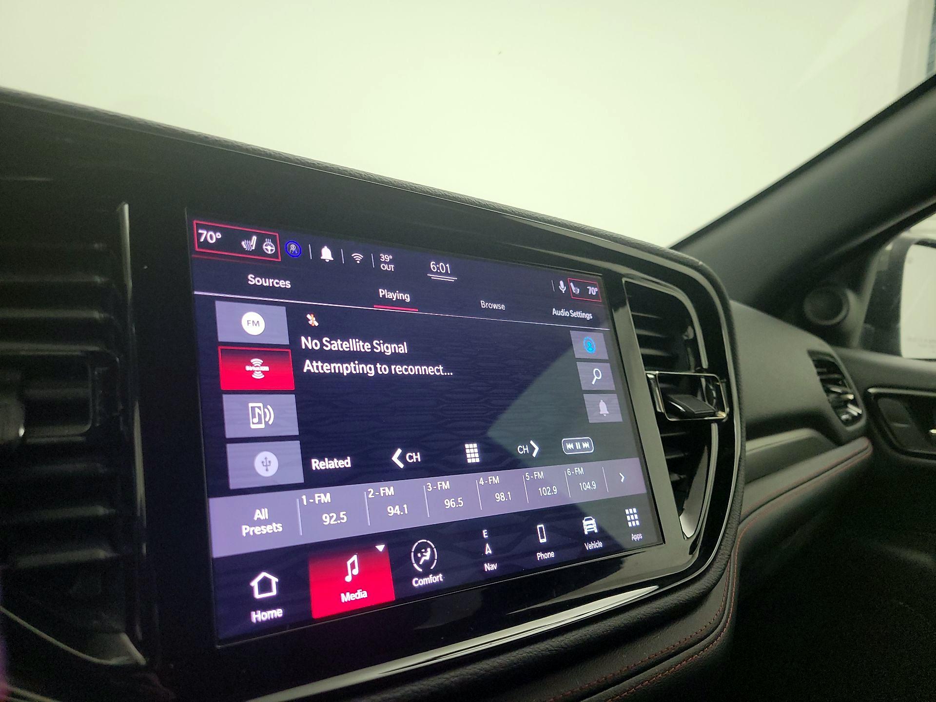 Thumbnail: 2022 Dodge Durango - 16