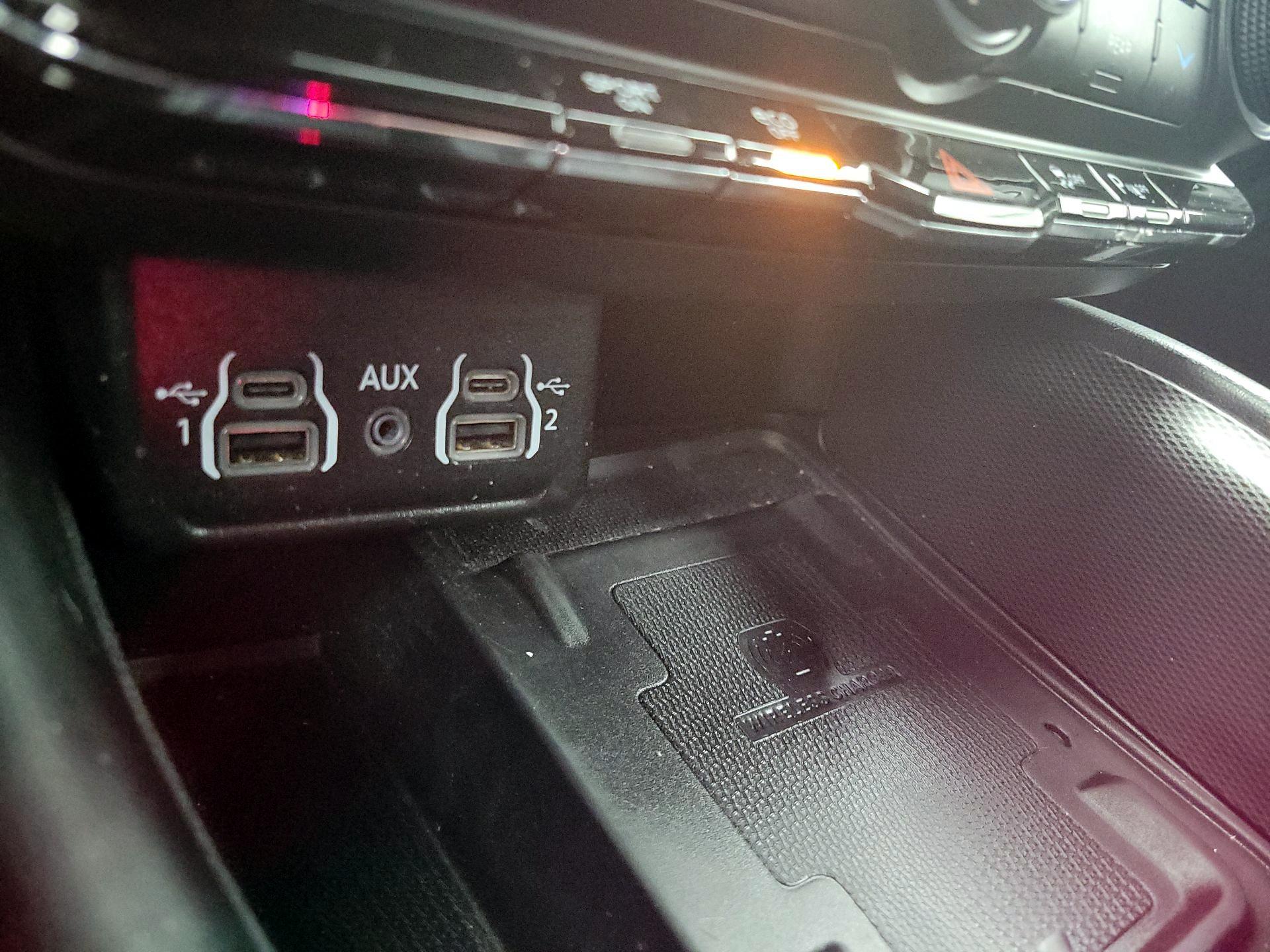 Thumbnail: 2022 Dodge Durango - 19