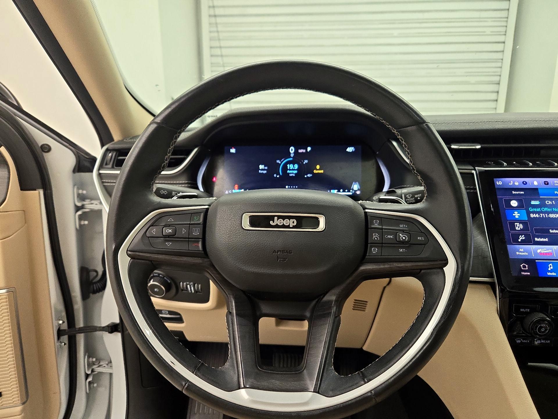 Thumbnail: 2022 Jeep Grand Cherokee L - 10