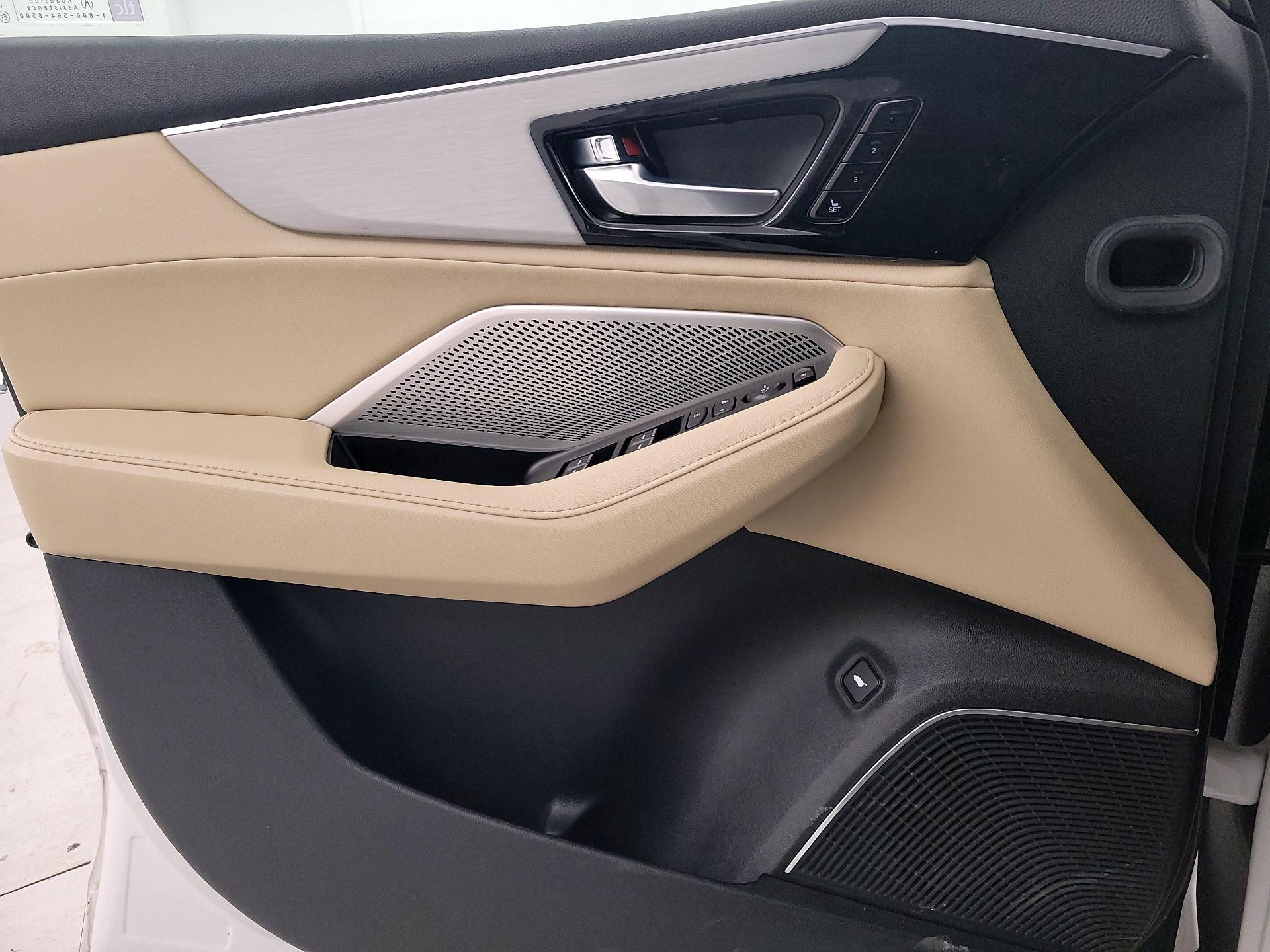 Thumbnail: 2023 Acura MDX - 12