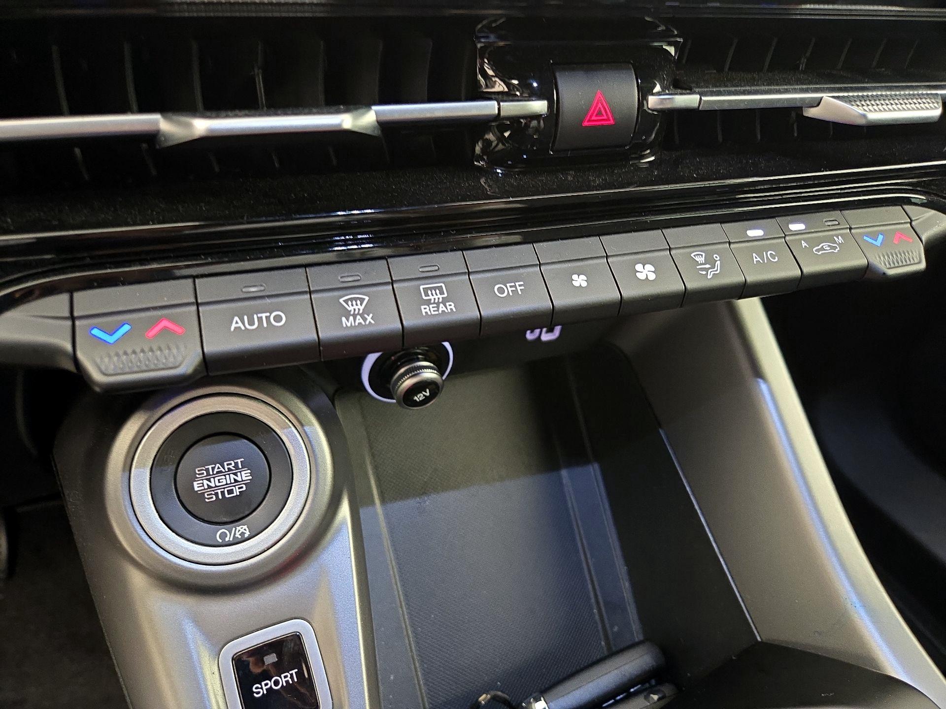 Thumbnail: 2024 Dodge Hornet - 16