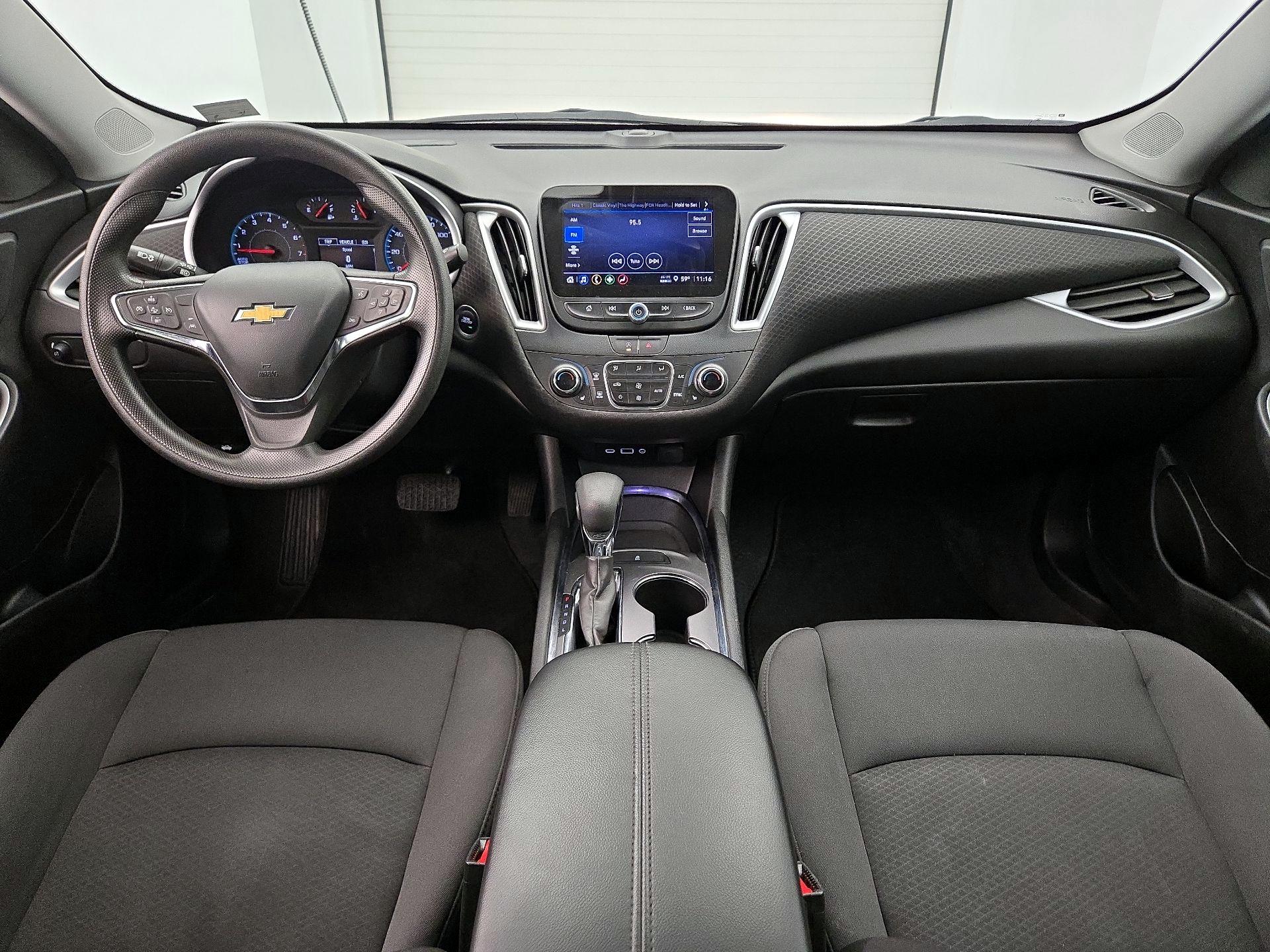 Thumbnail: 2023 Chevrolet Malibu - 9