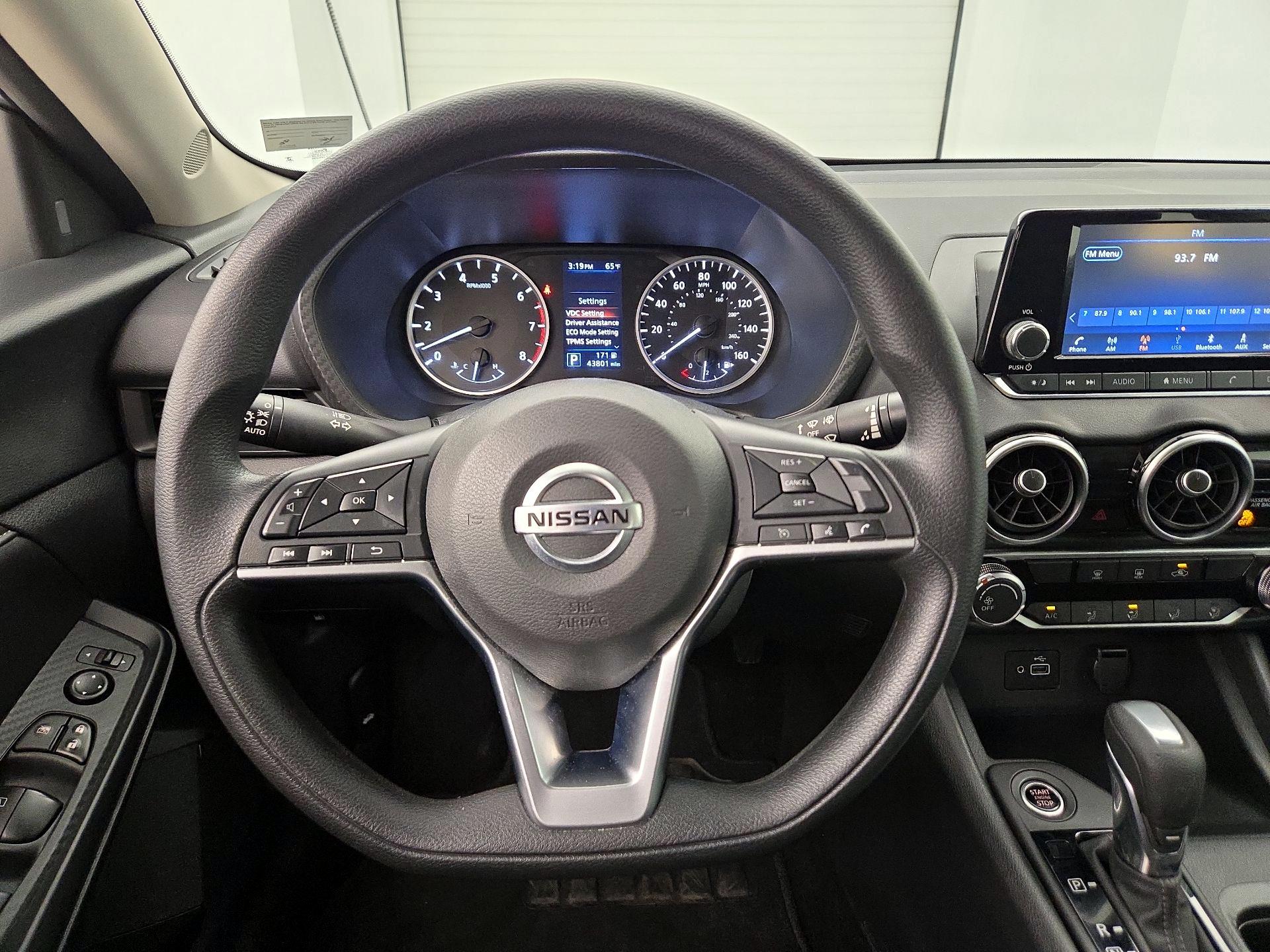 Thumbnail: 2023 Nissan Sentra - 10