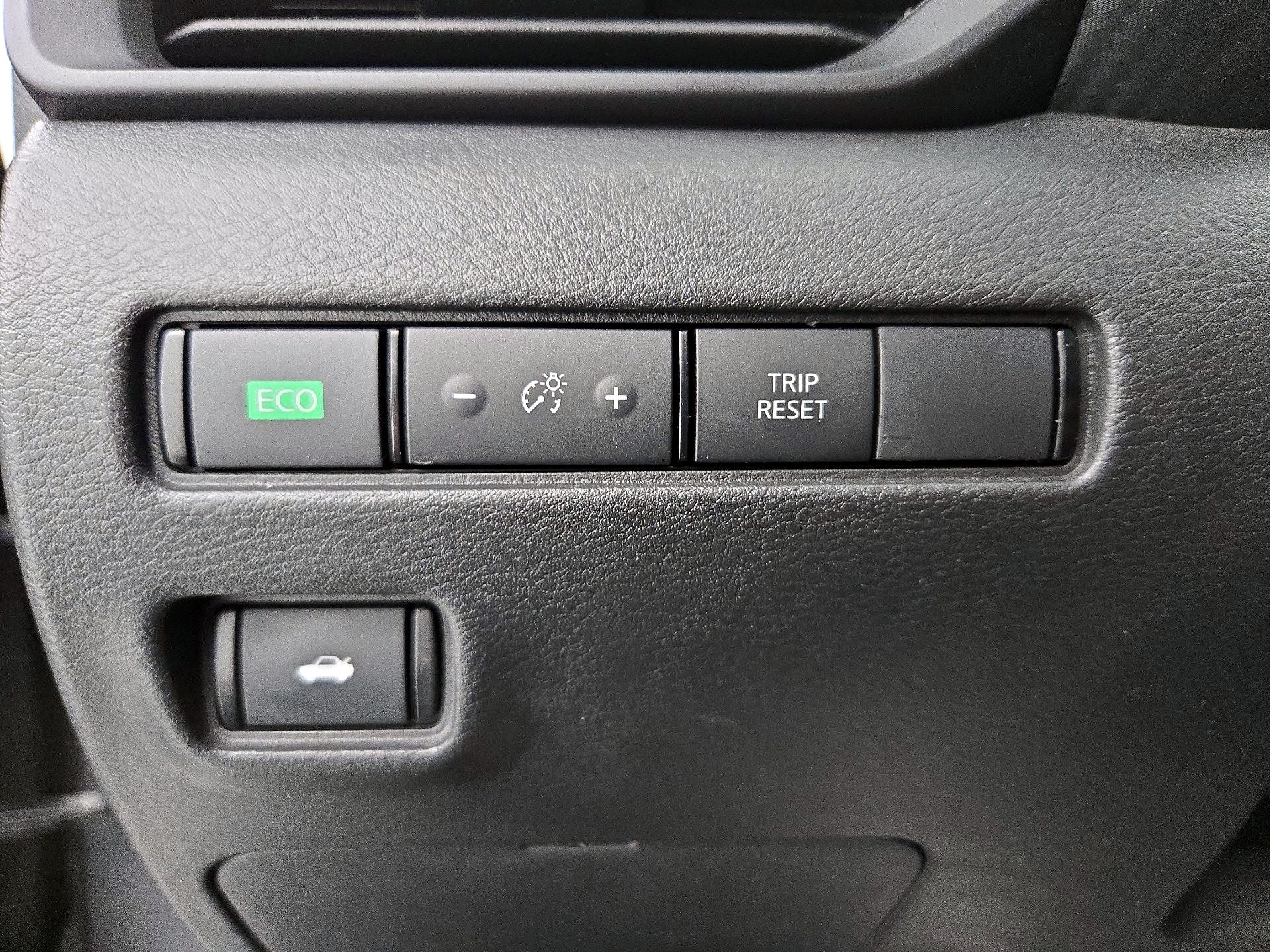 Thumbnail: 2023 Nissan Sentra - 13