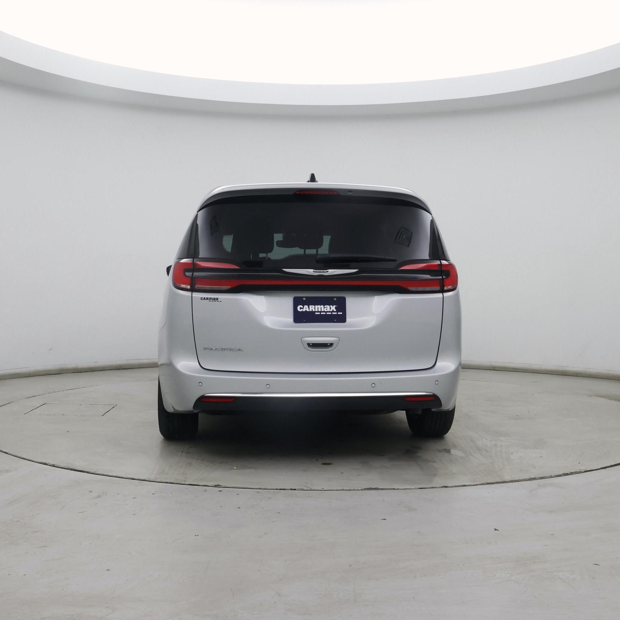 Thumbnail: 2024 Chrysler Pacifica - 6