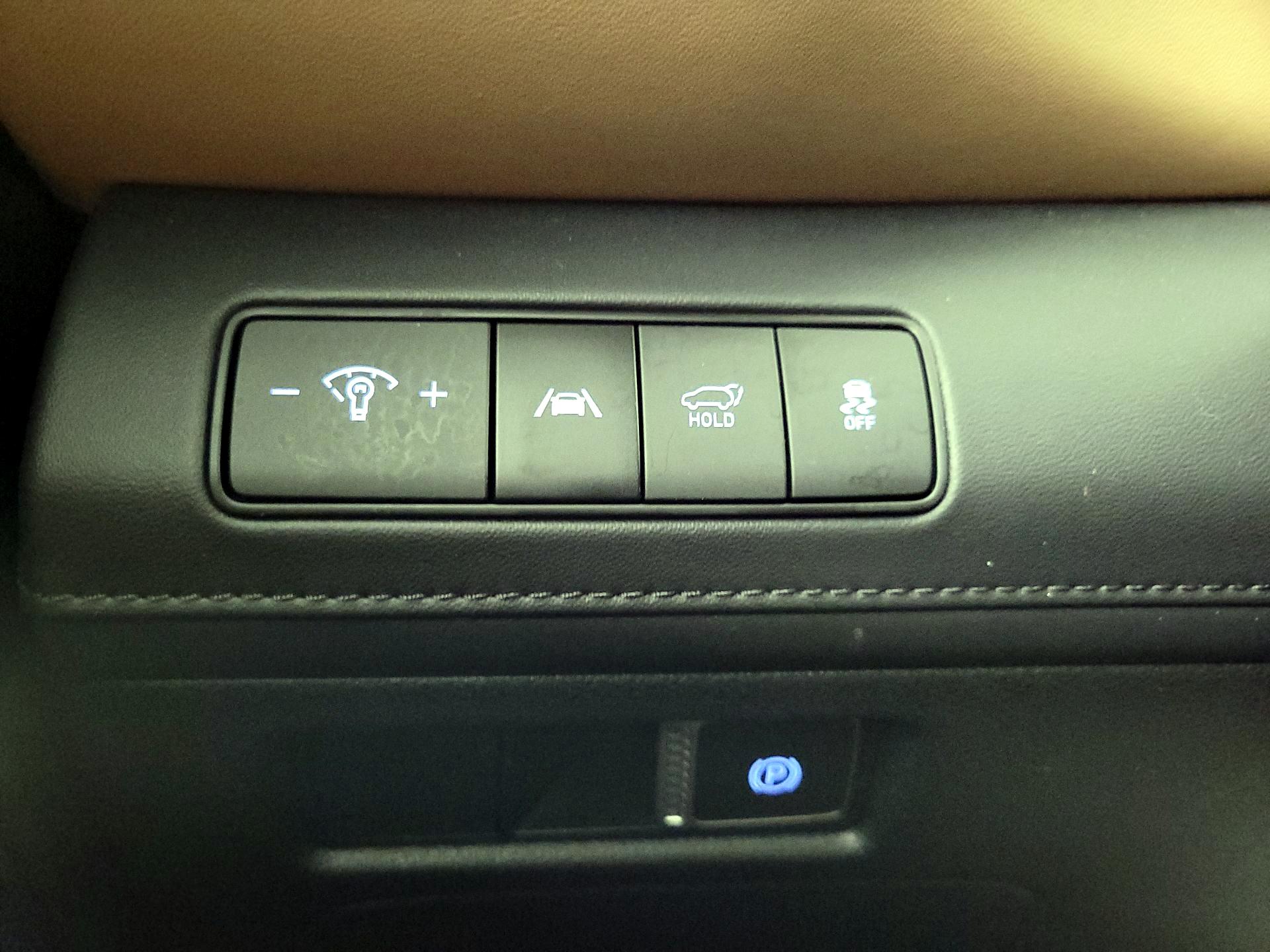 Thumbnail: 2023 Hyundai Santa Fe - 13