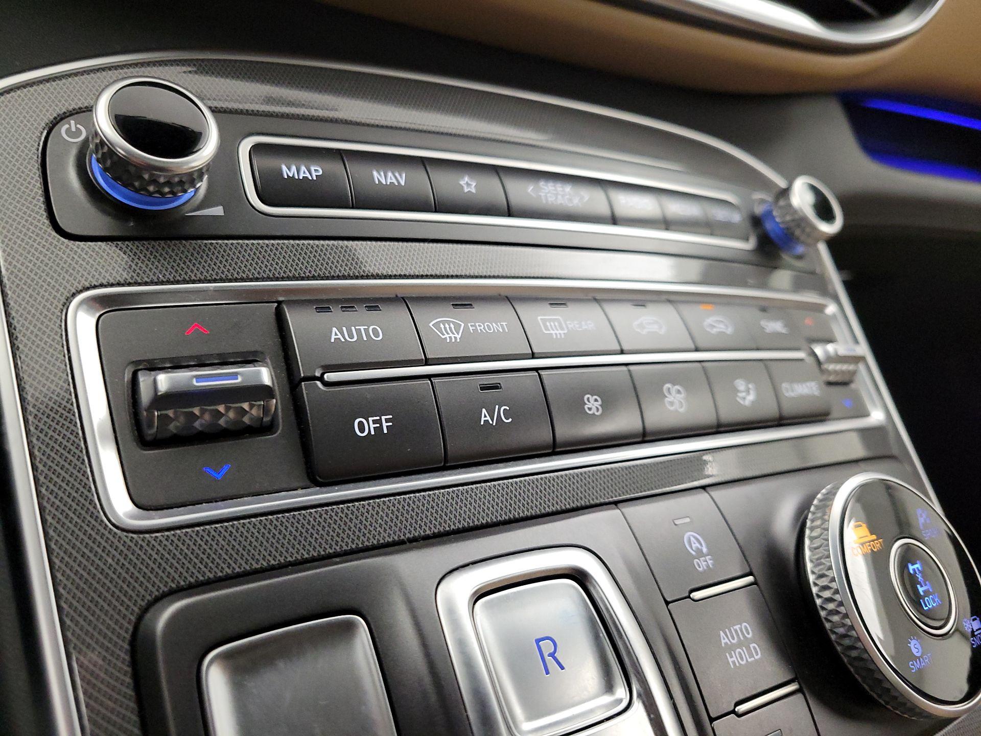 Thumbnail: 2023 Hyundai Santa Fe - 17