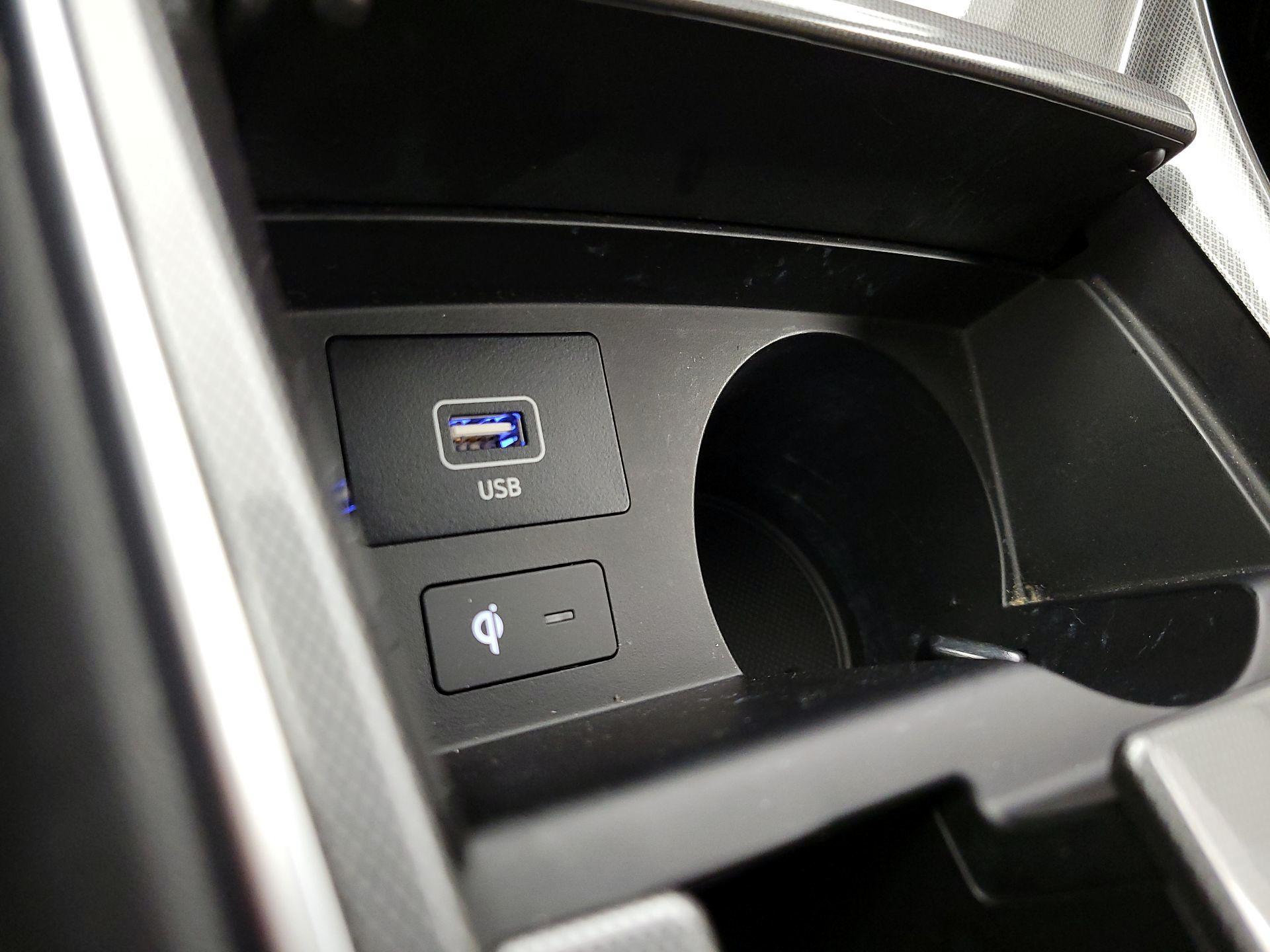 Thumbnail: 2023 Hyundai Santa Fe - 19