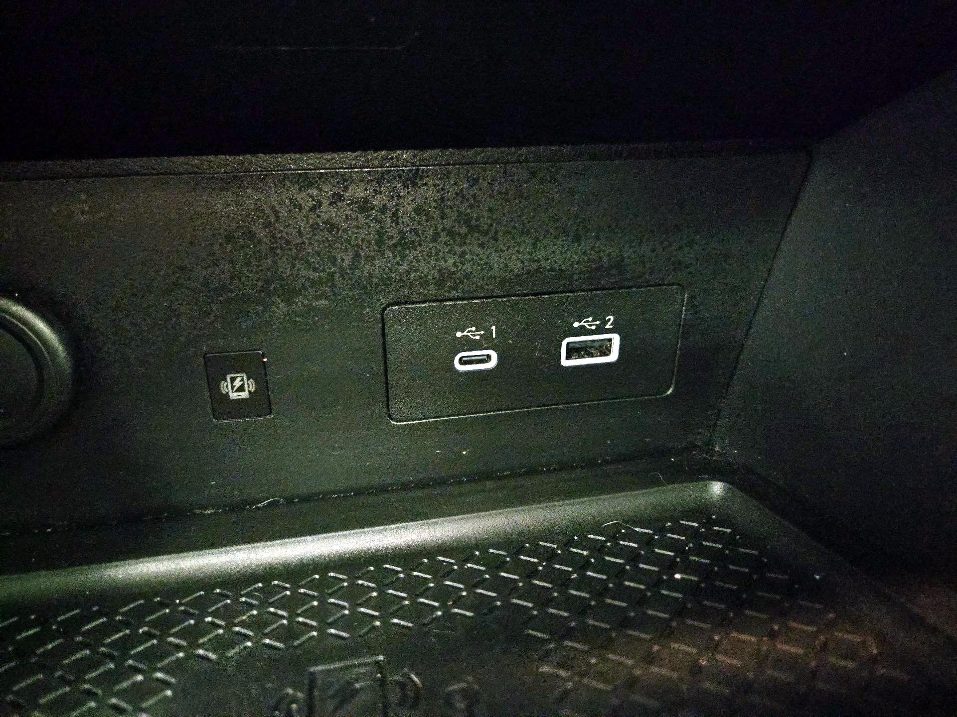 Thumbnail: 2023 Nissan Pathfinder - 19