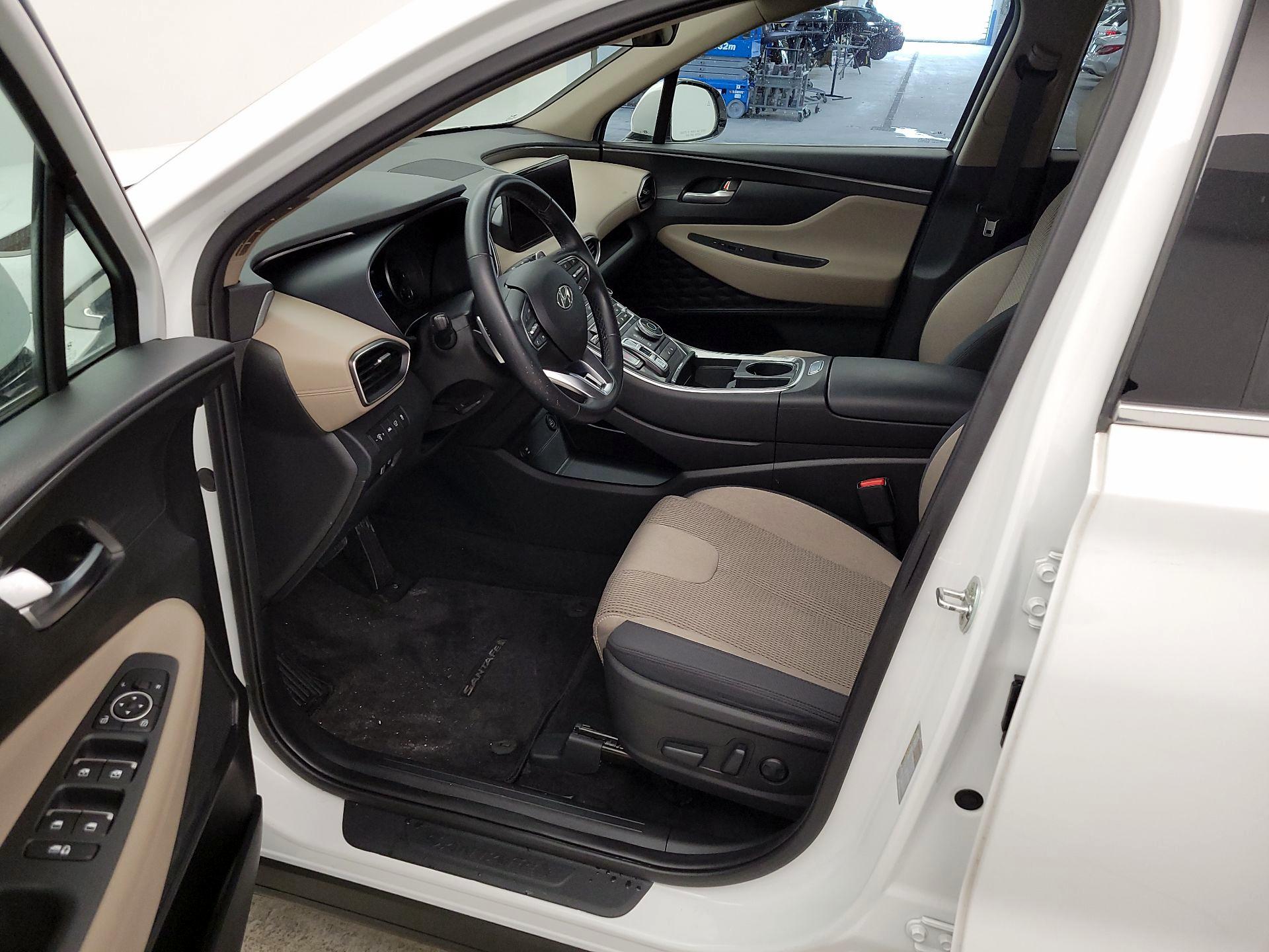 Thumbnail: 2023 Hyundai Santa Fe - 11