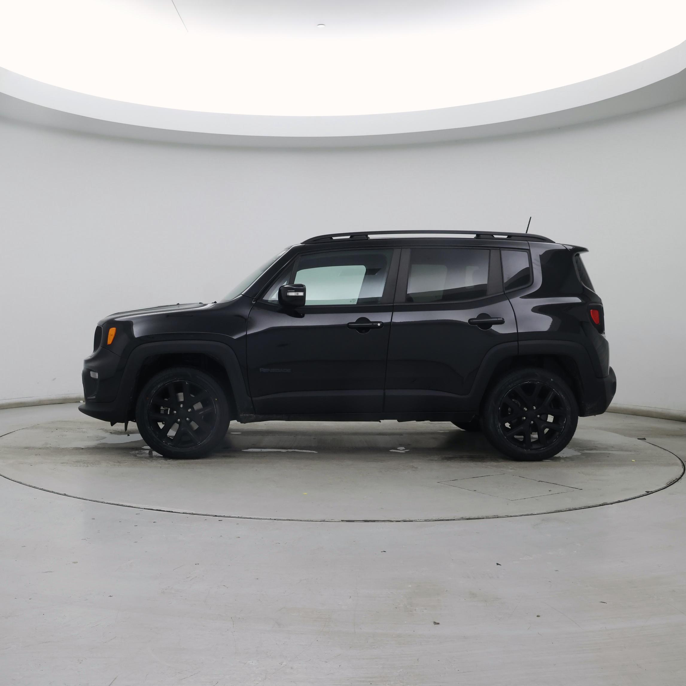 Thumbnail: 2022 Jeep Renegade - 3