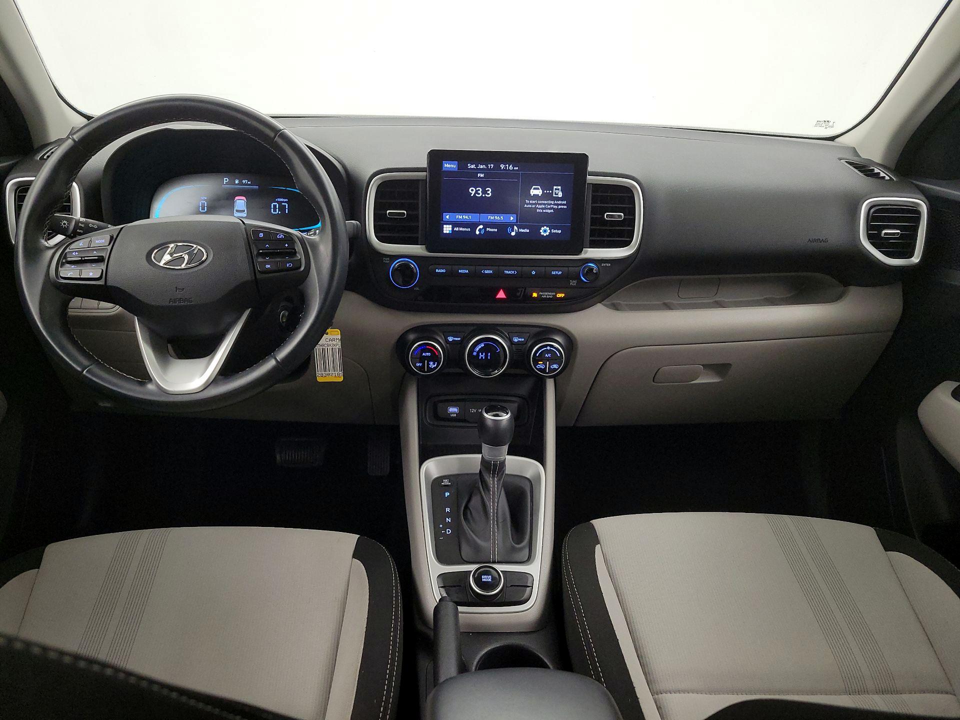 Thumbnail: 2023 Hyundai Venue - 9