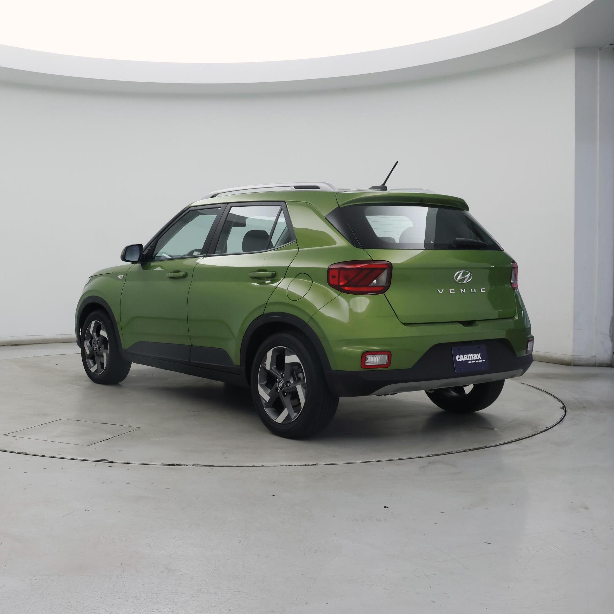 Thumbnail: 2023 Hyundai Venue - 2