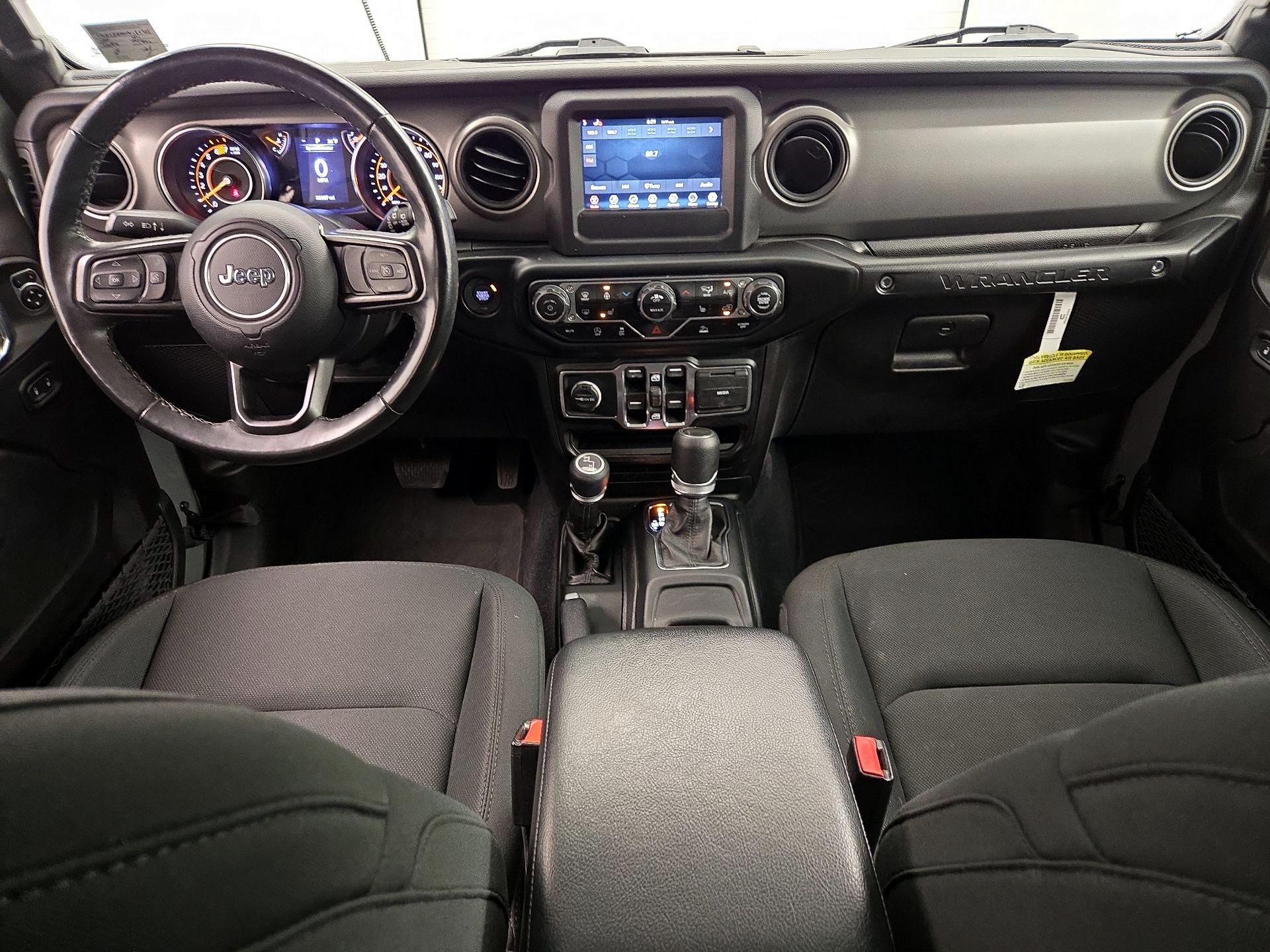 Thumbnail: 2022 Jeep Wrangler - 9