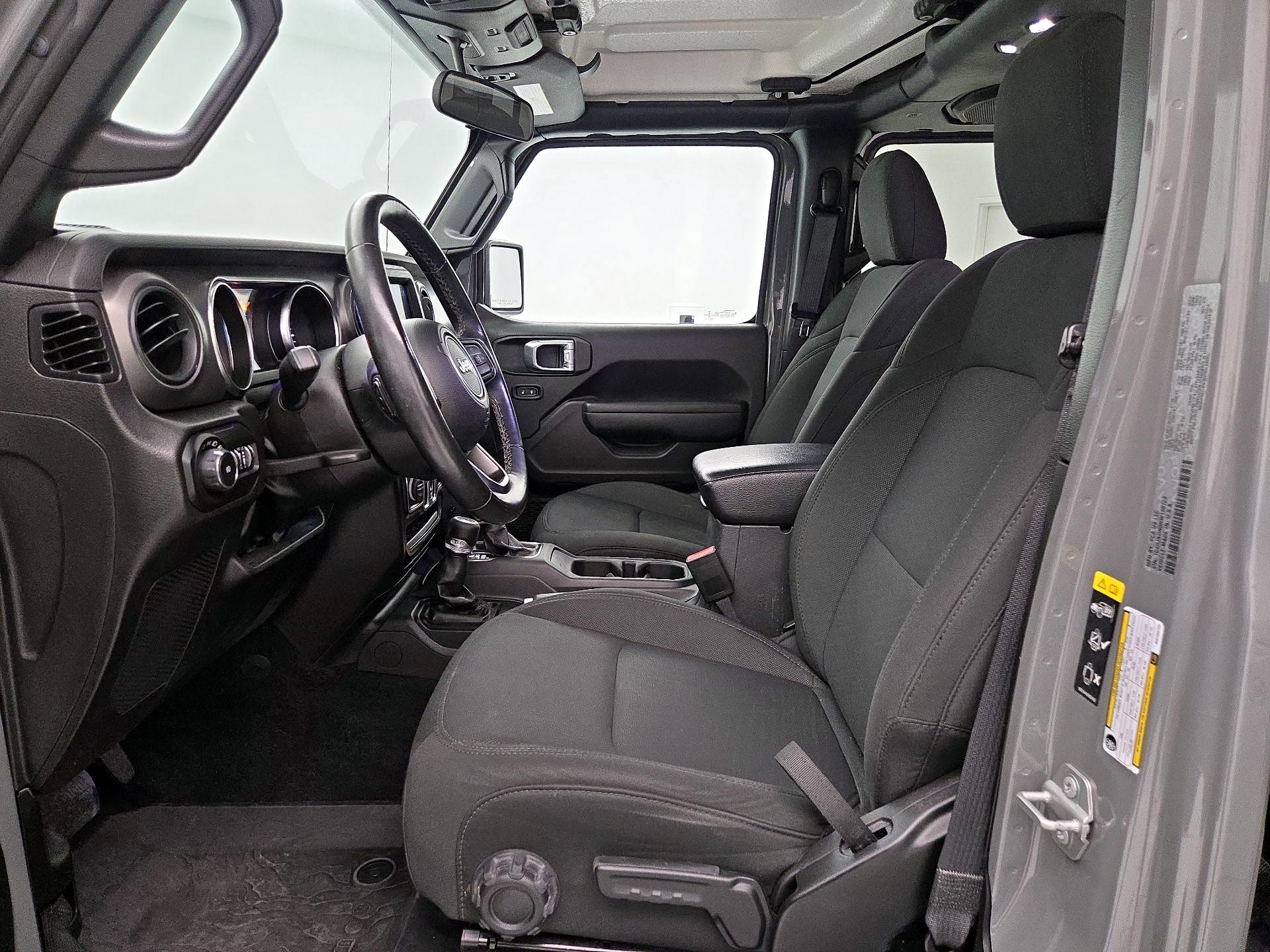 Thumbnail: 2022 Jeep Wrangler - 11