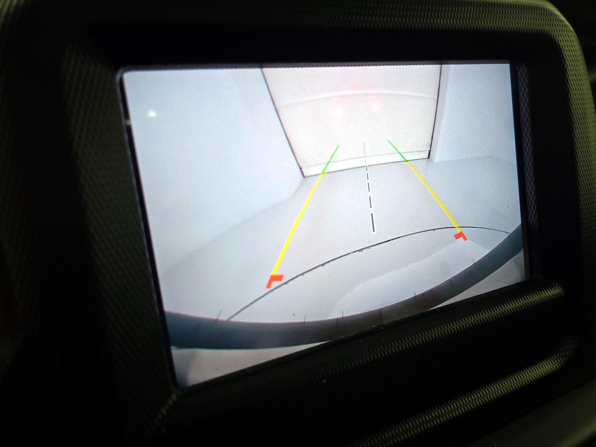 Thumbnail: 2022 Jeep Wrangler - 14