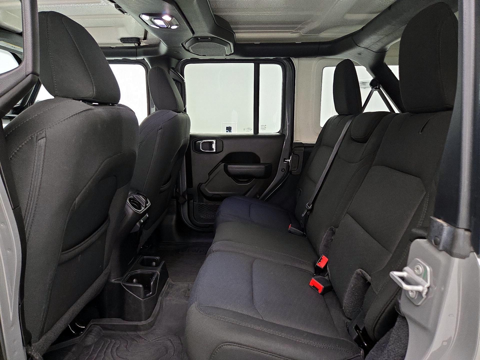 Thumbnail: 2022 Jeep Wrangler - 19