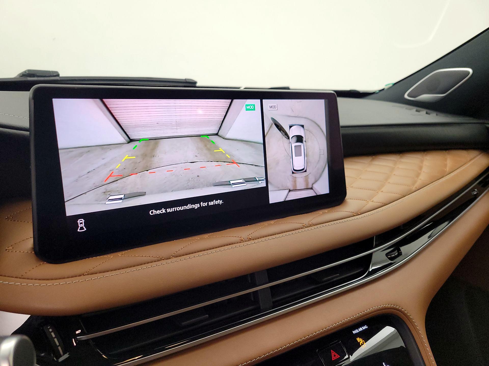 Thumbnail: 2023 INFINITI QX60 - 15