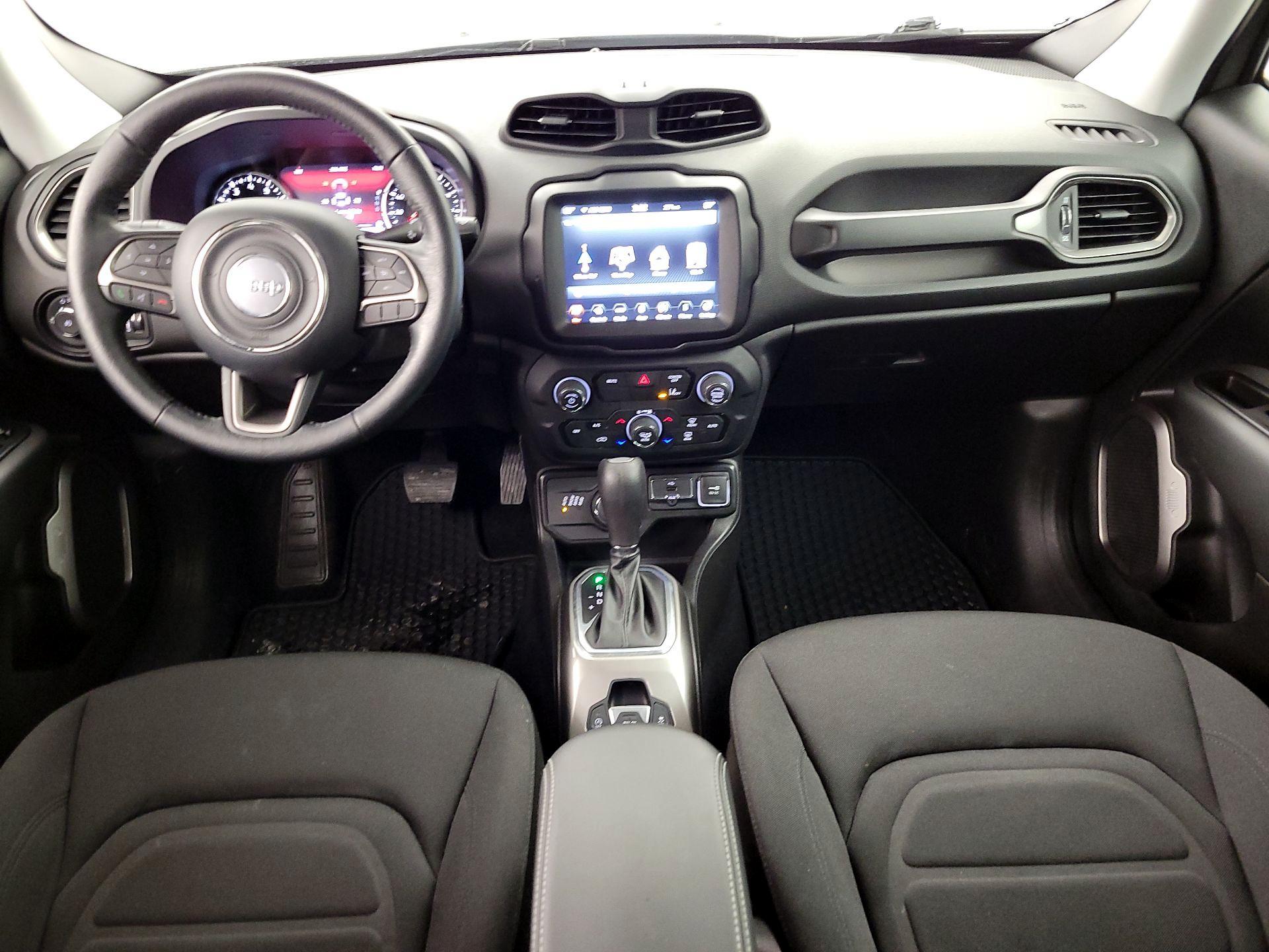 Thumbnail: 2022 Jeep Renegade - 9