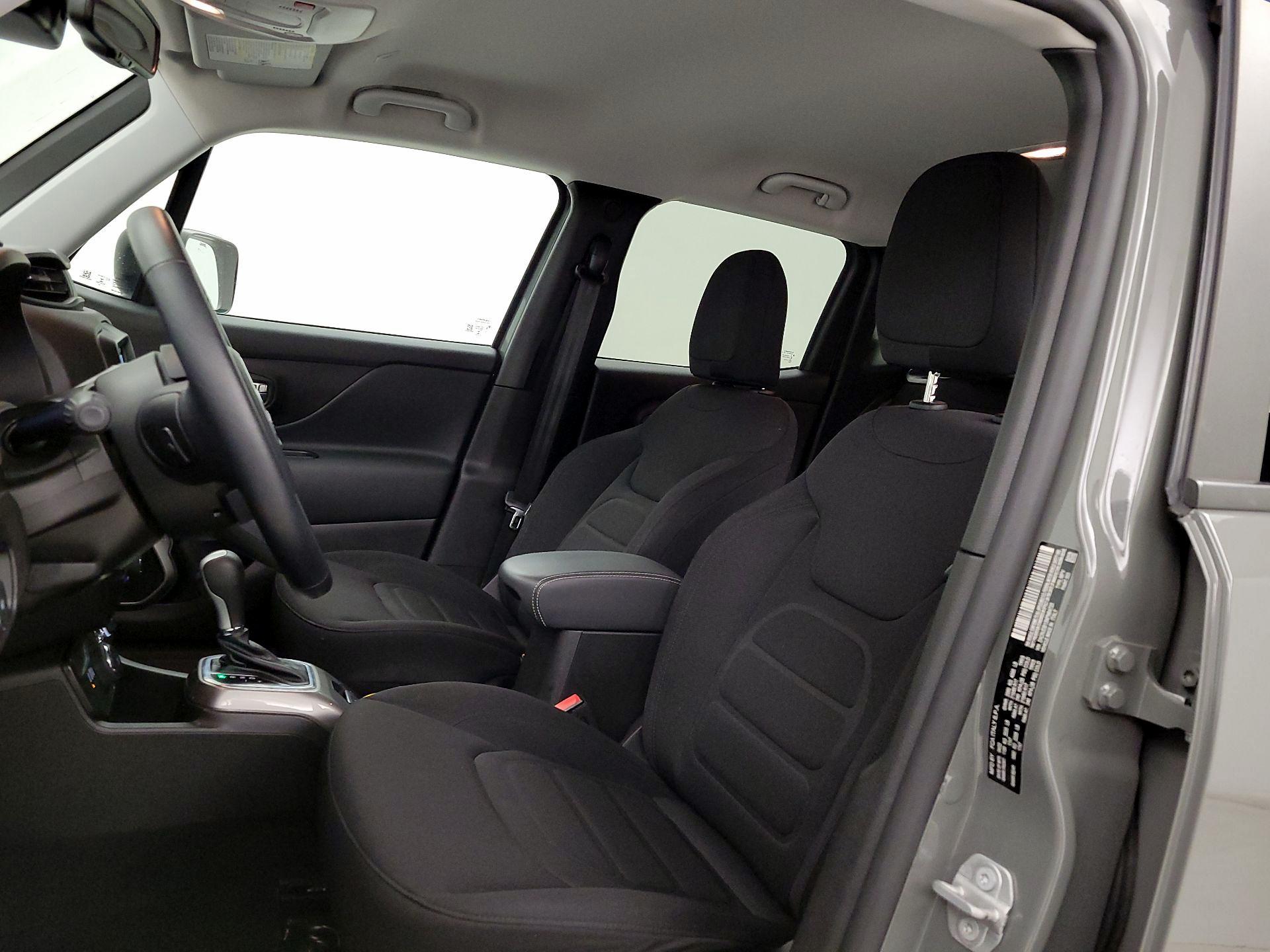 Thumbnail: 2022 Jeep Renegade - 11