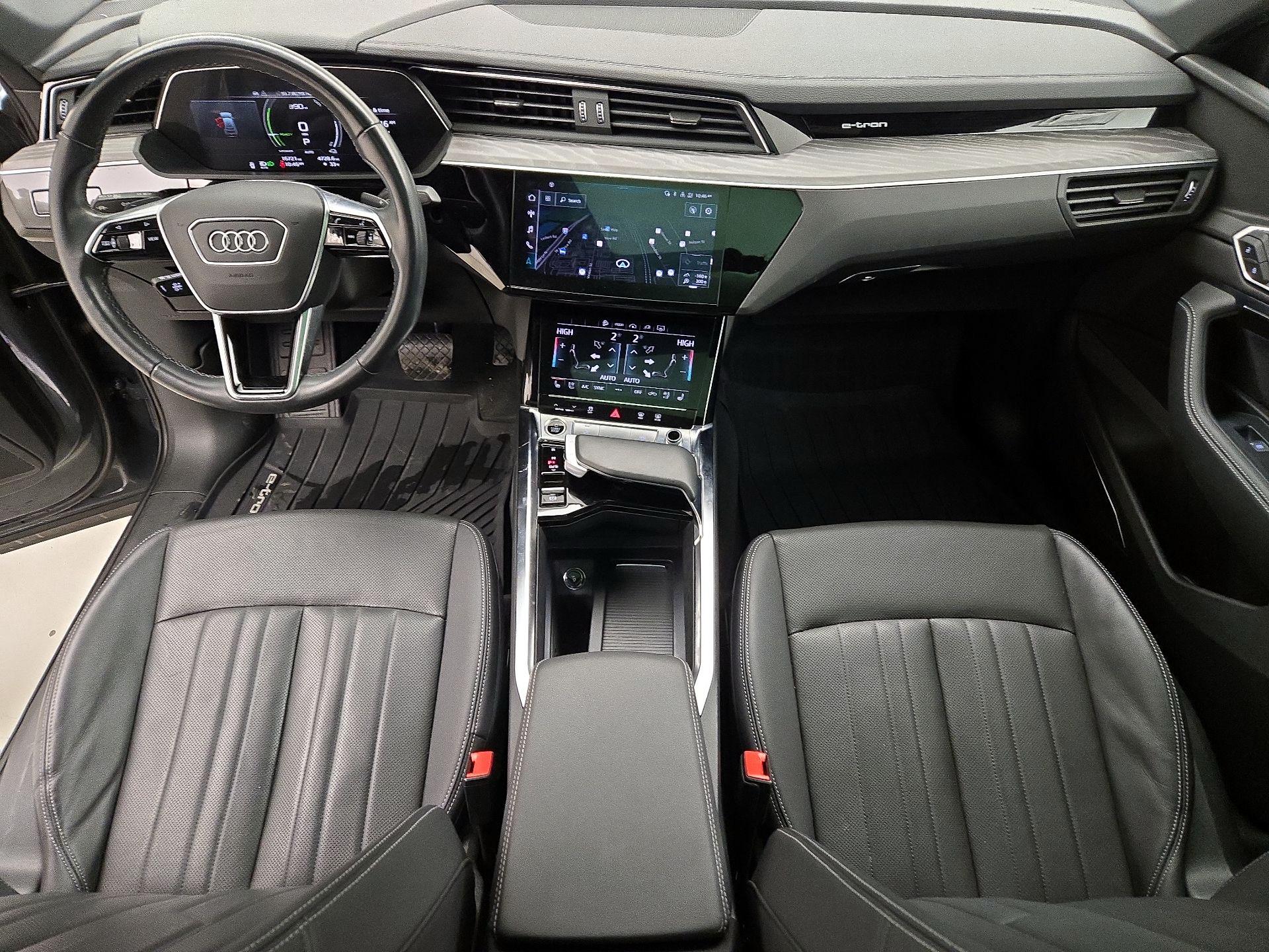 Thumbnail: 2024 Audi Q8 e-tron - 9