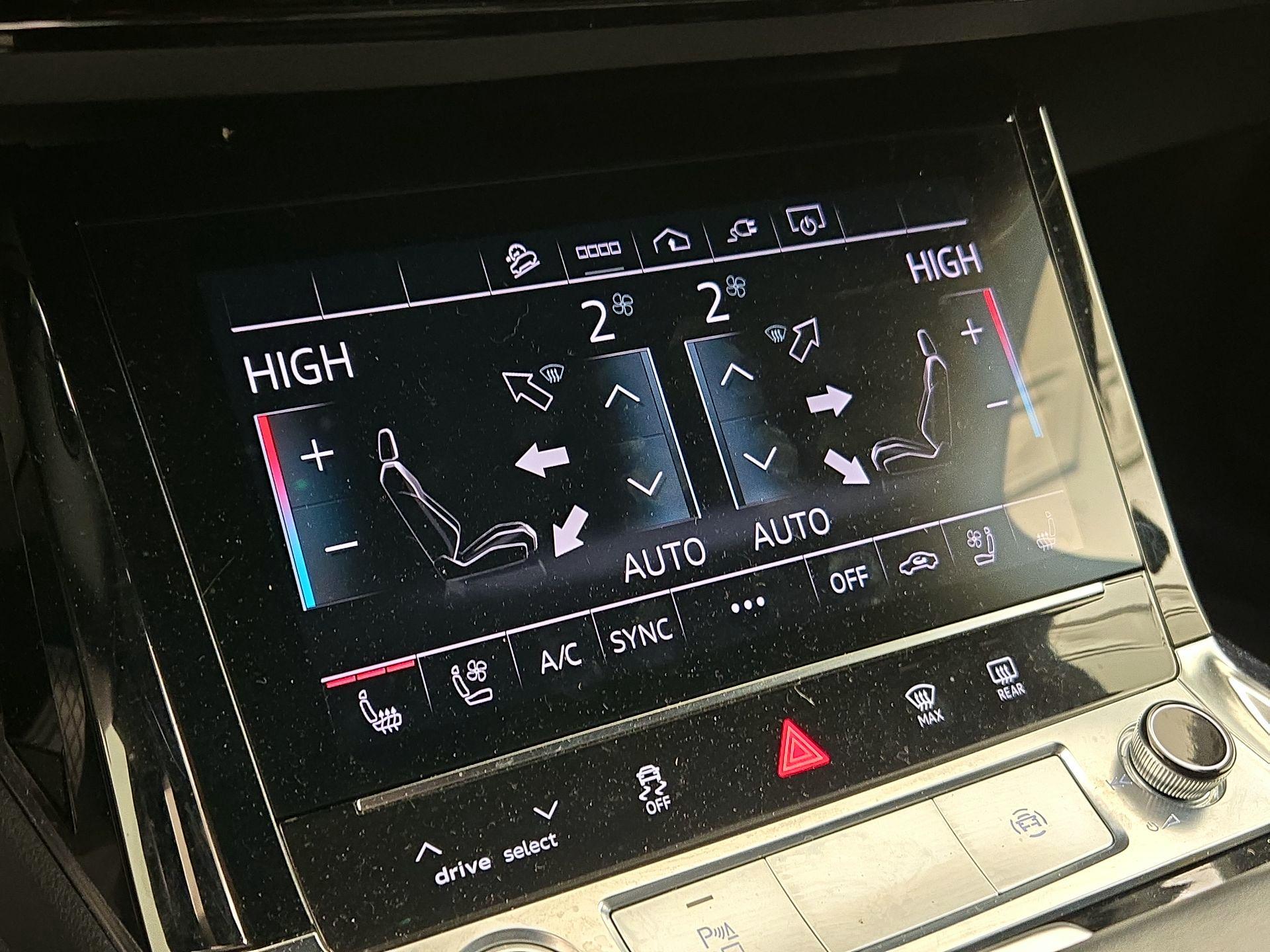 Thumbnail: 2024 Audi Q8 e-tron - 17