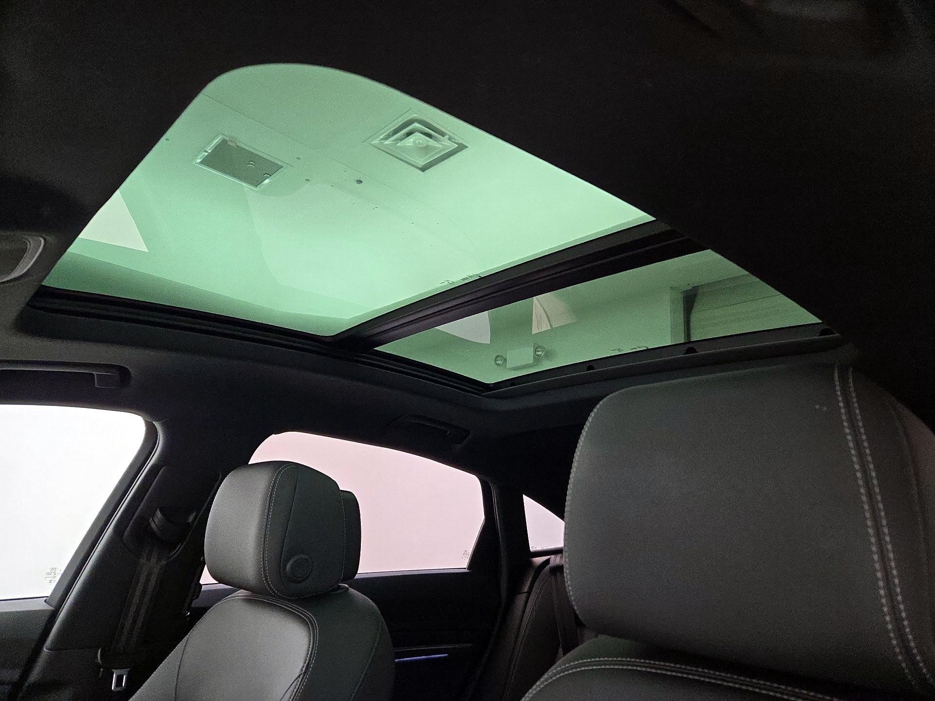 Thumbnail: 2024 Audi Q8 e-tron - 20