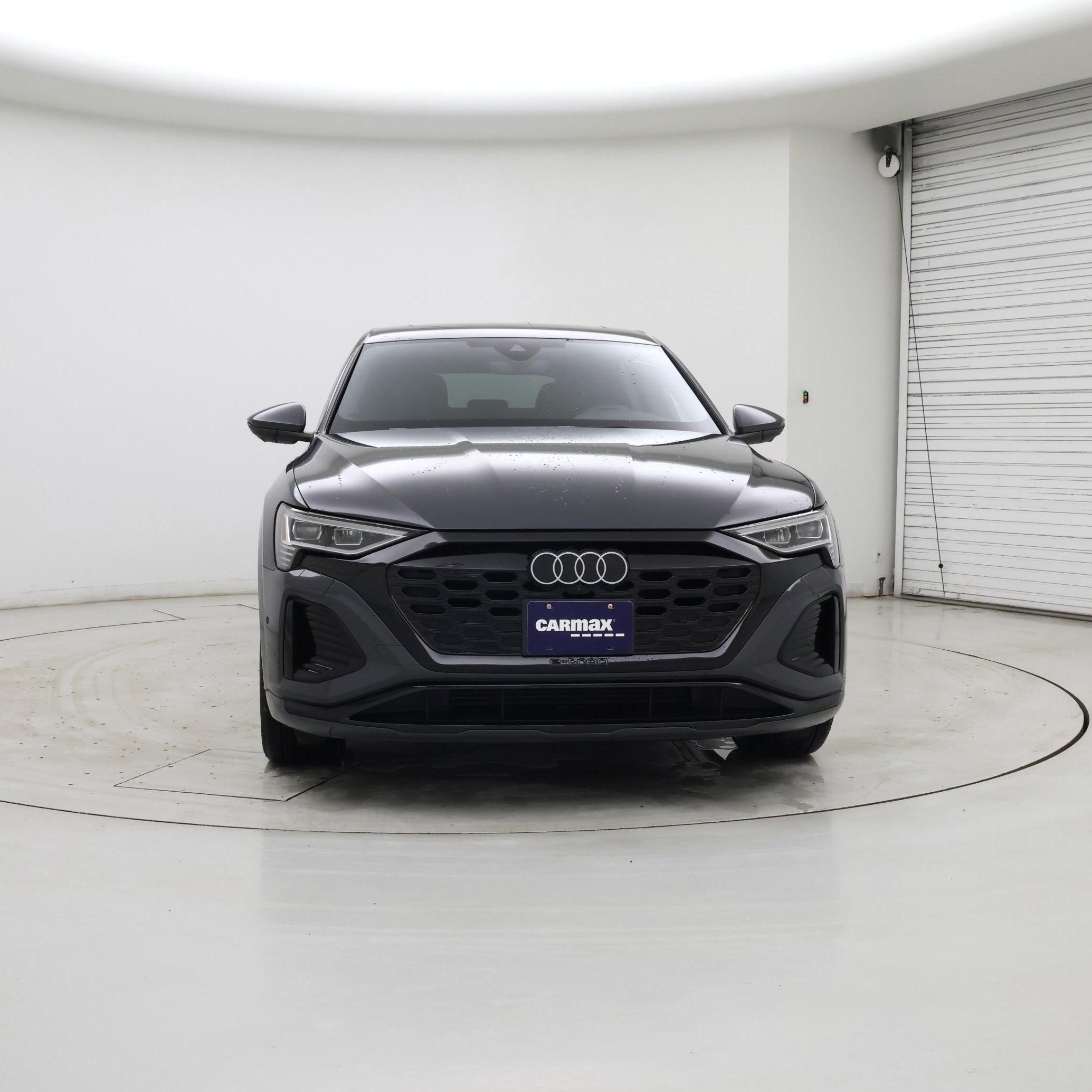 Thumbnail: 2024 Audi Q8 e-tron - 5