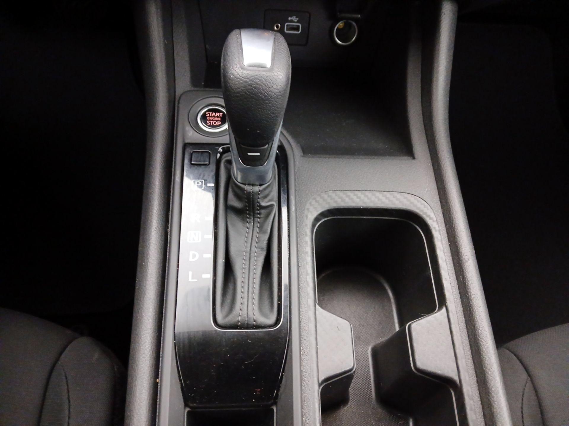 Thumbnail: 2022 Nissan Sentra - 17