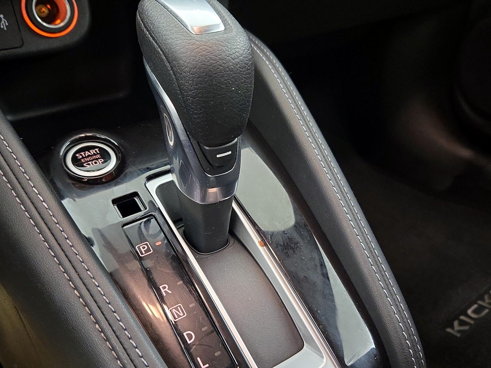2020 Nissan Kicks SV - Photo 18