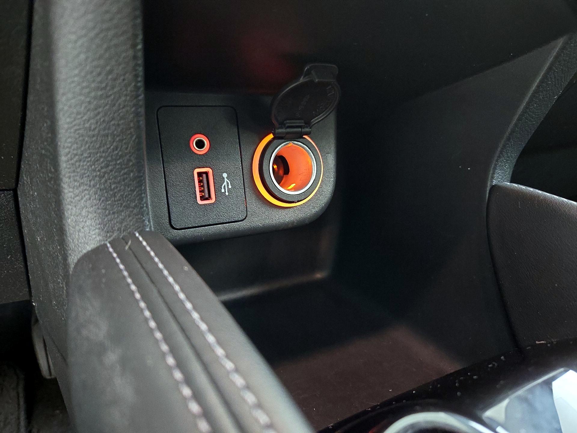 Thumbnail: 2020 Nissan Kicks - 18