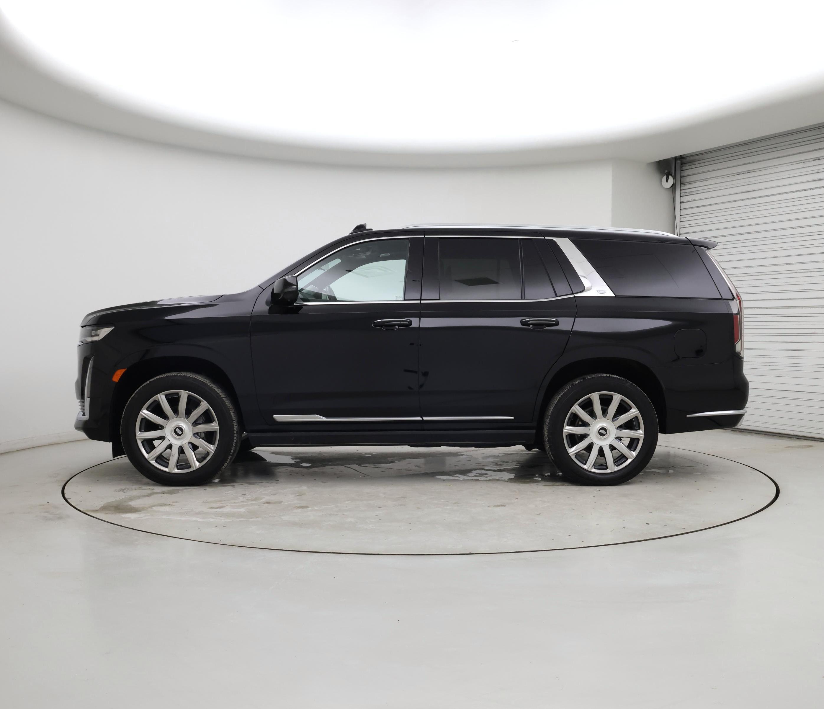 Thumbnail: 2023 Cadillac Escalade - 3