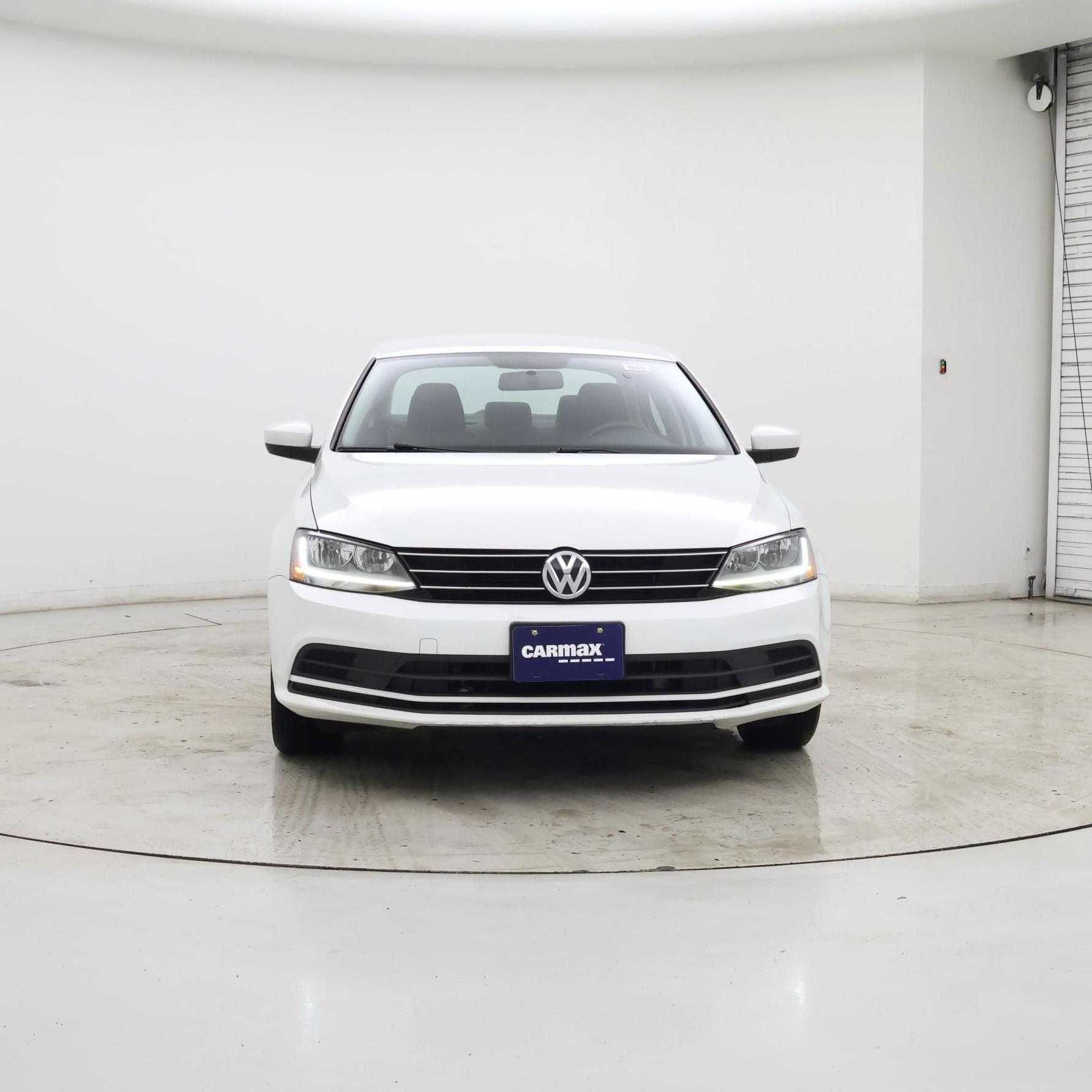 Thumbnail: 2017 Volkswagen Jetta - 5