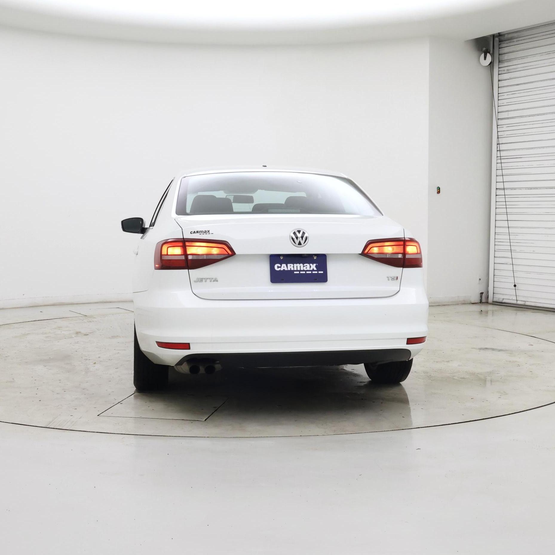 Thumbnail: 2017 Volkswagen Jetta - 6