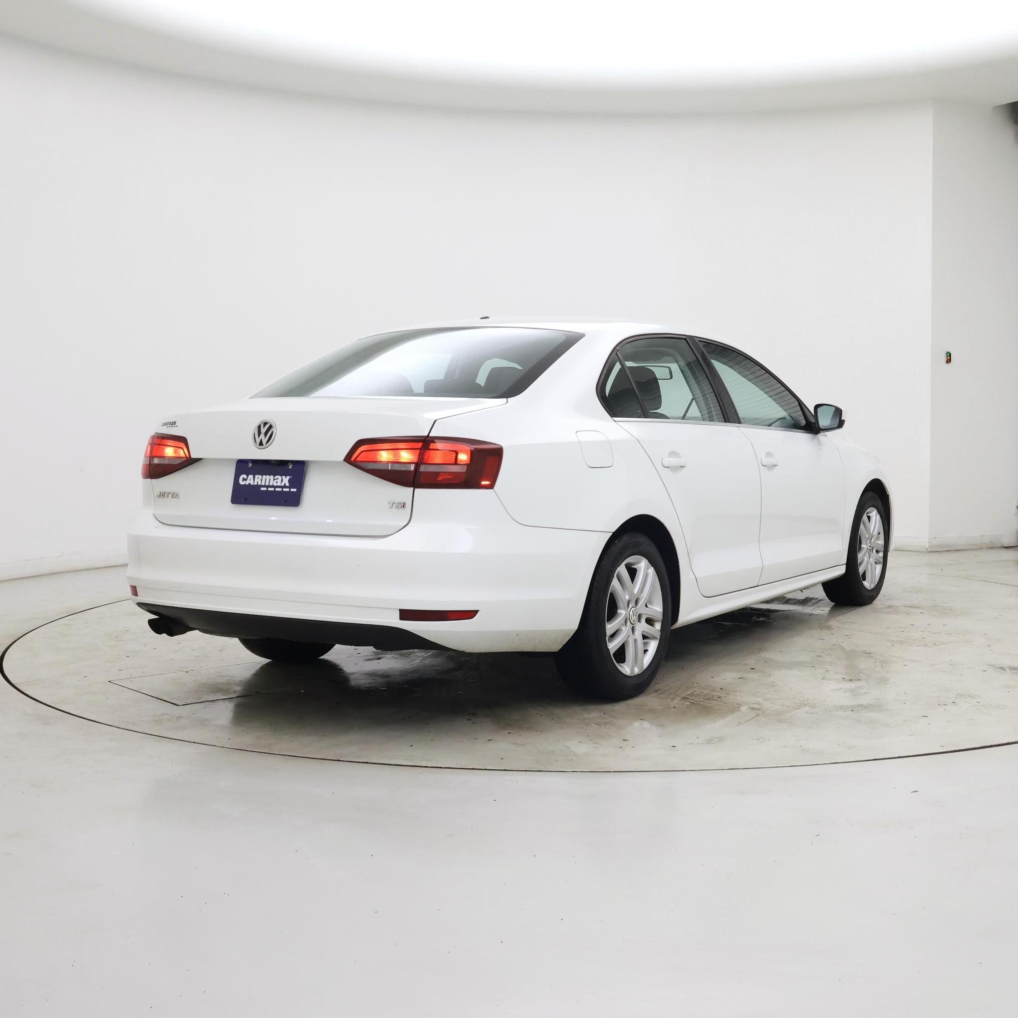 Thumbnail: 2017 Volkswagen Jetta - 8