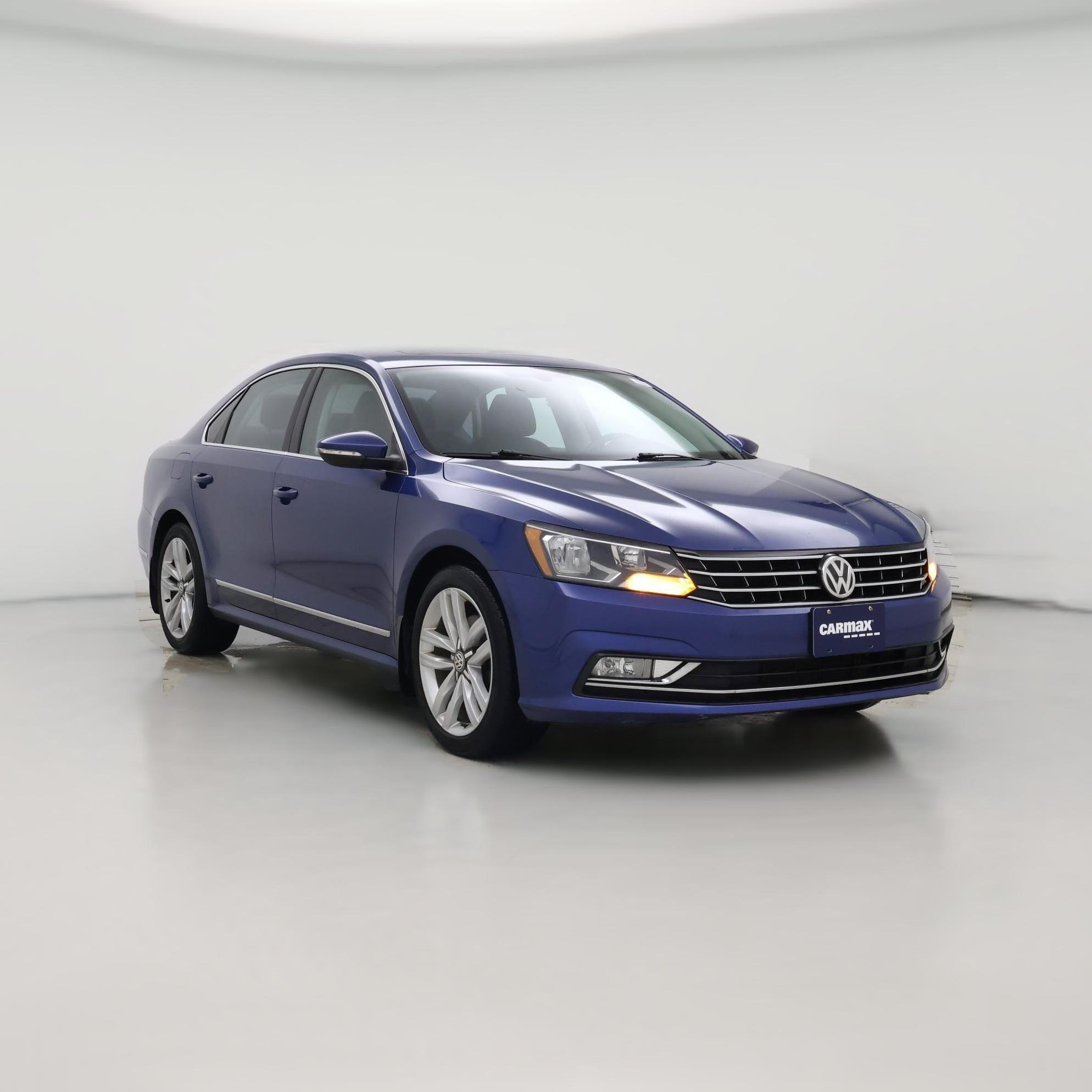 Thumbnail: 2016 Volkswagen Passat - 1