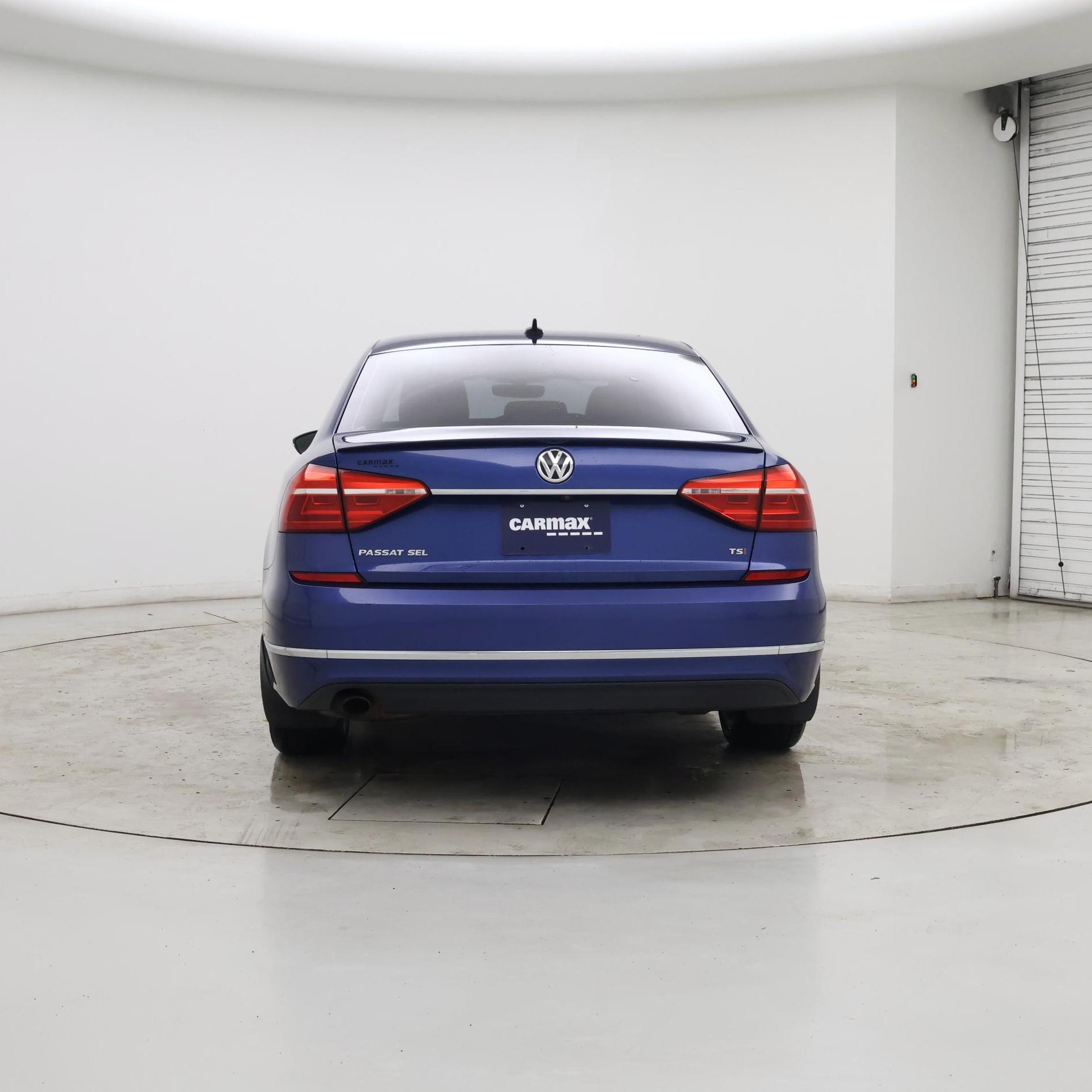 Thumbnail: 2016 Volkswagen Passat - 6