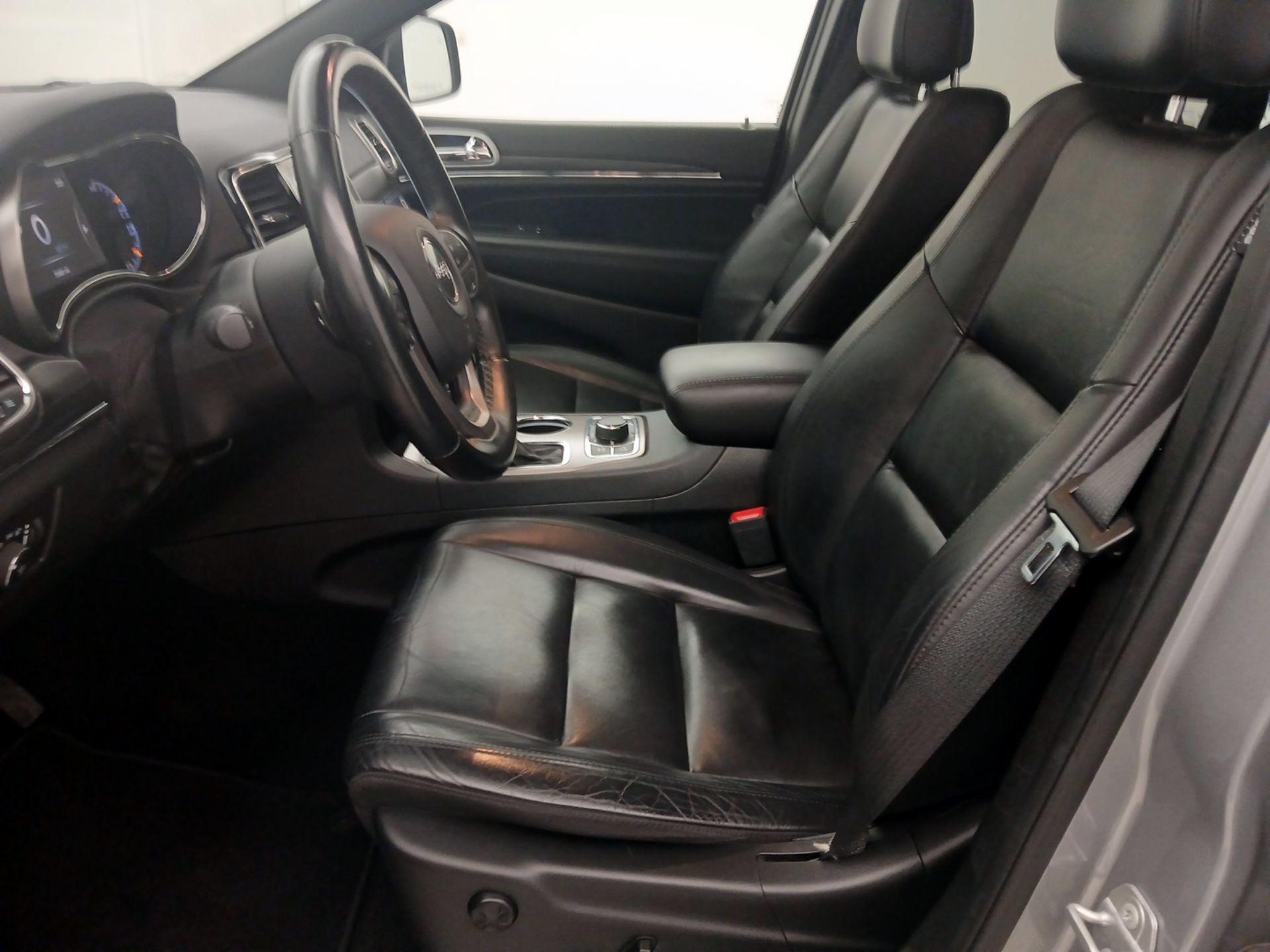 Thumbnail: 2021 Jeep Grand Cherokee - 11