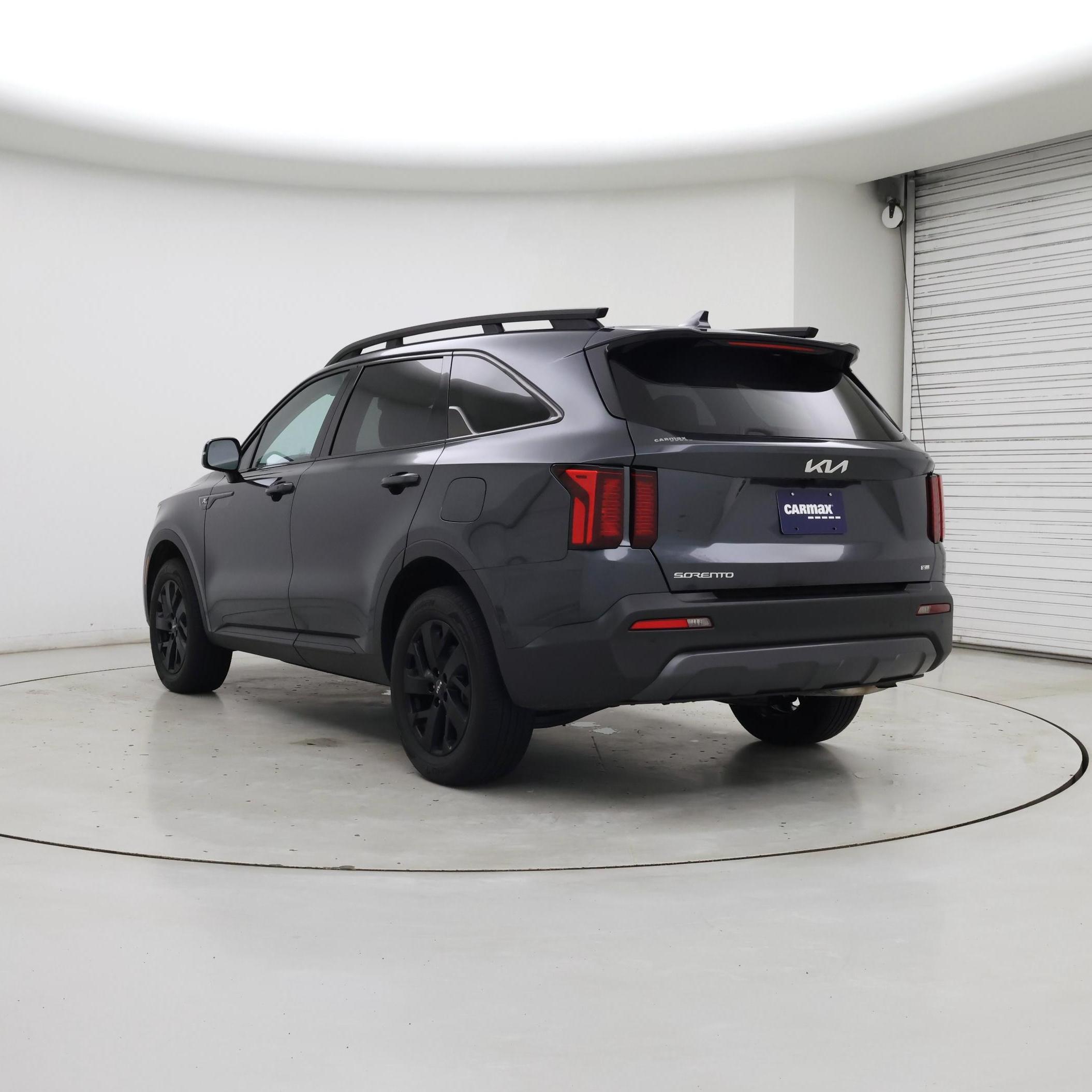 Thumbnail: 2023 Kia Sorento - 2