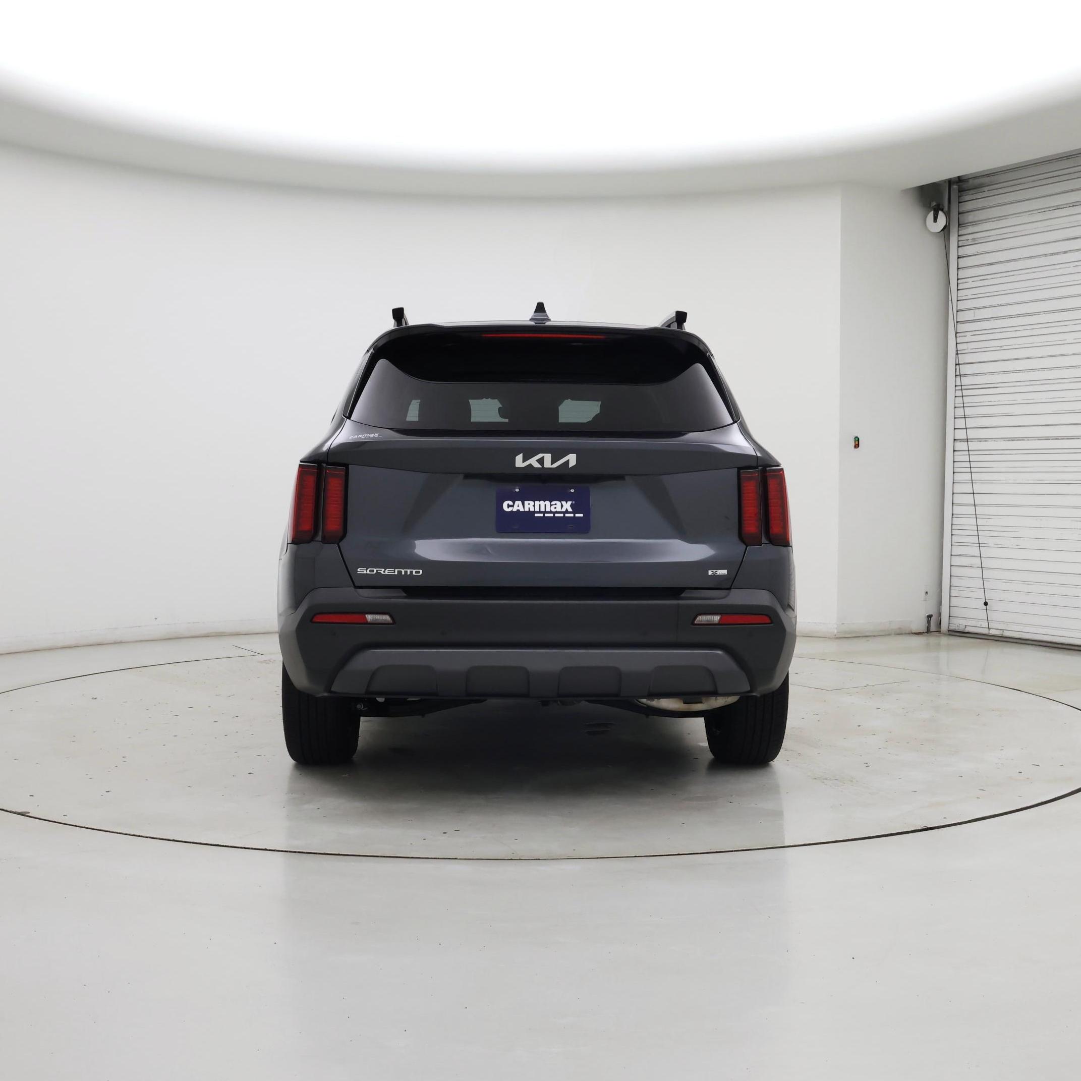 Thumbnail: 2023 Kia Sorento - 6